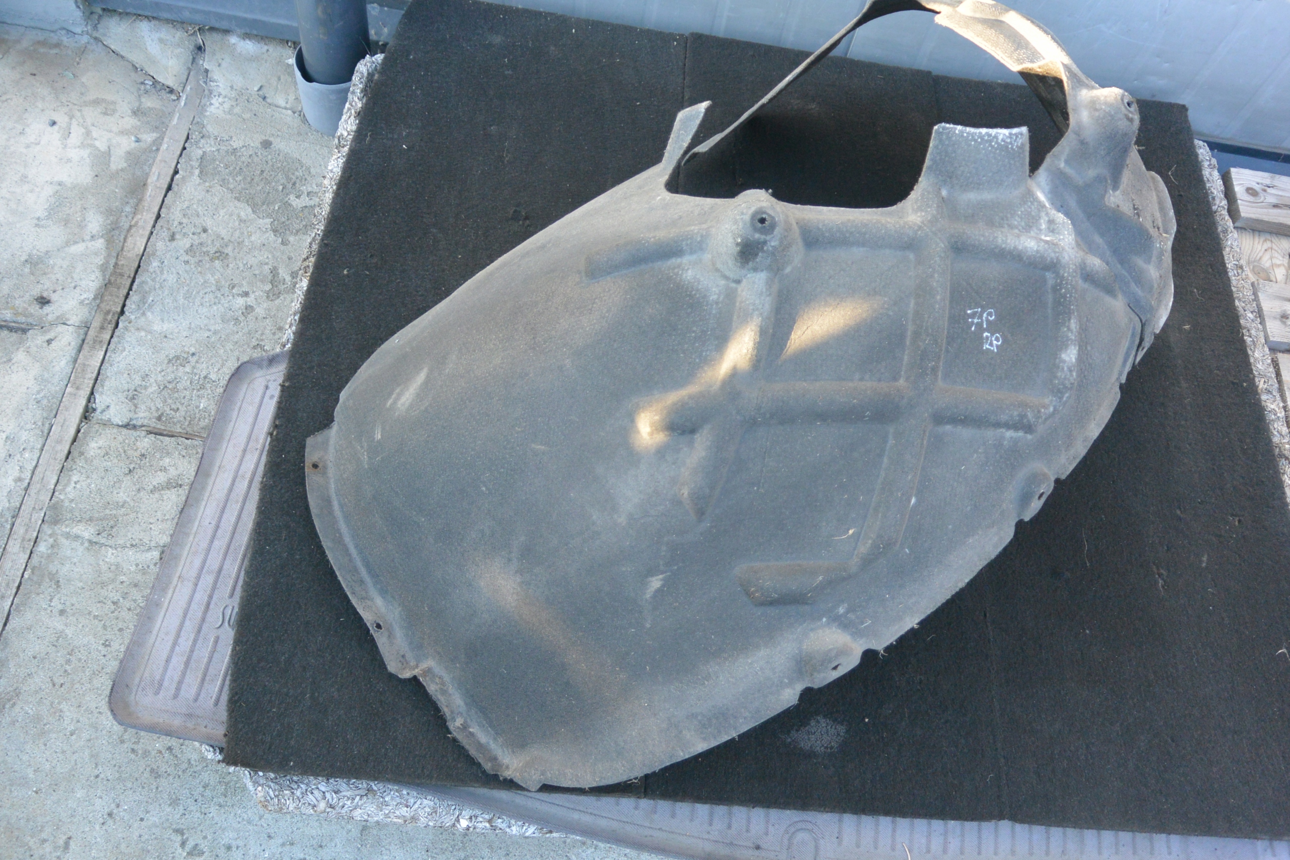 mudguard right front TOUAREG VW TOUAREG 7P 3.0 TDI