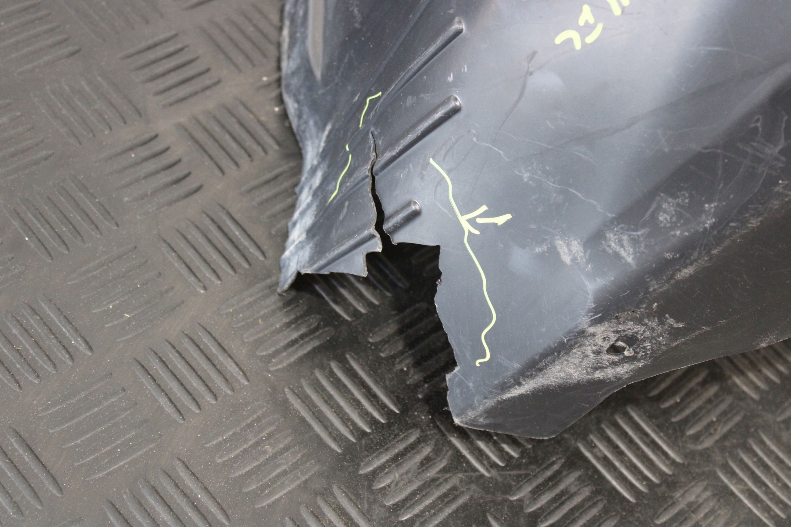 mudguard left front 52128357 FIAT DOBLO II 2 LIFT