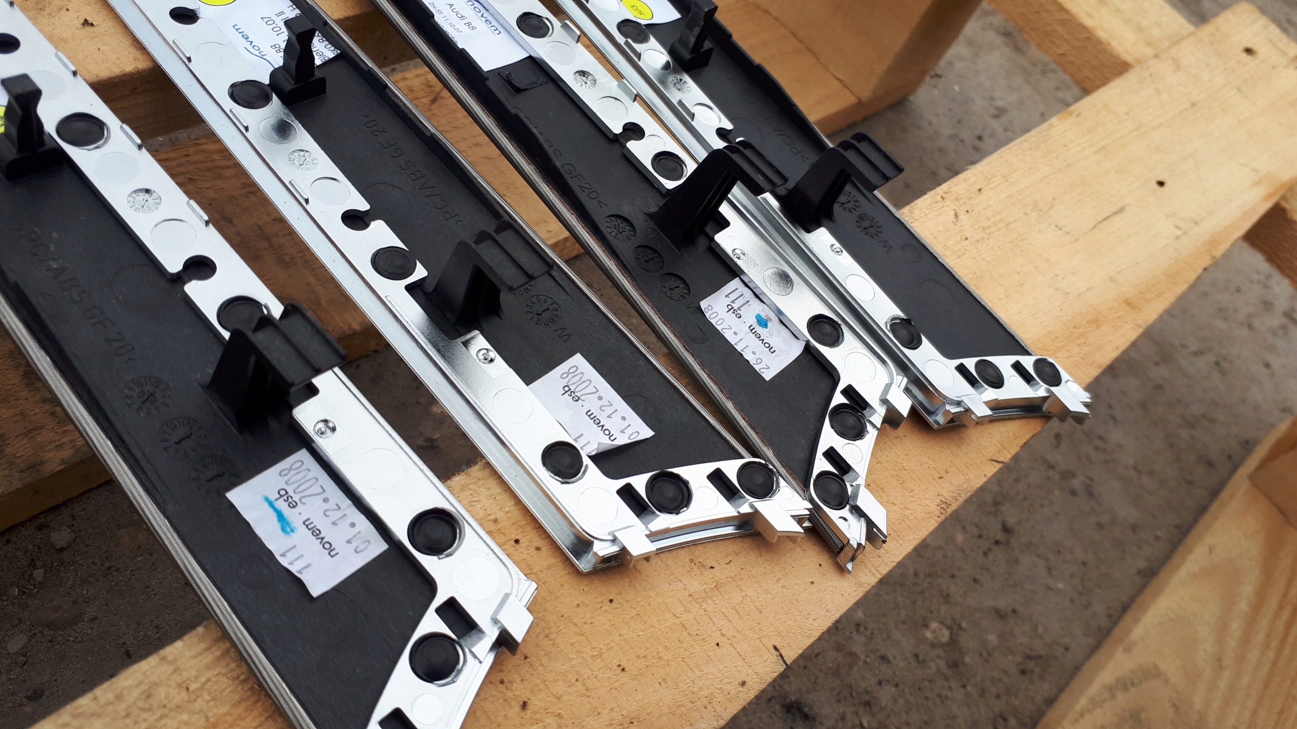 S4 B8 A4 DEKORY door mouldings 2HI SLINE front rear part
