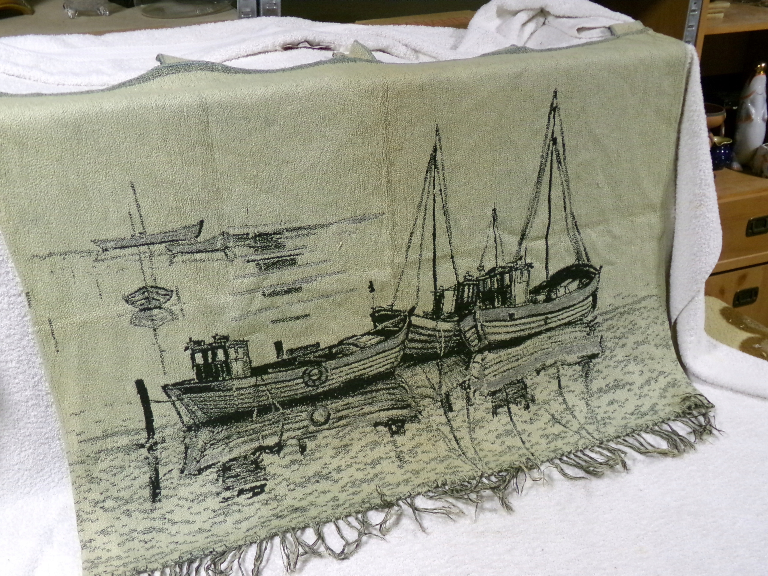 PIĘKNA MAKATA NA ŚCIANĘ