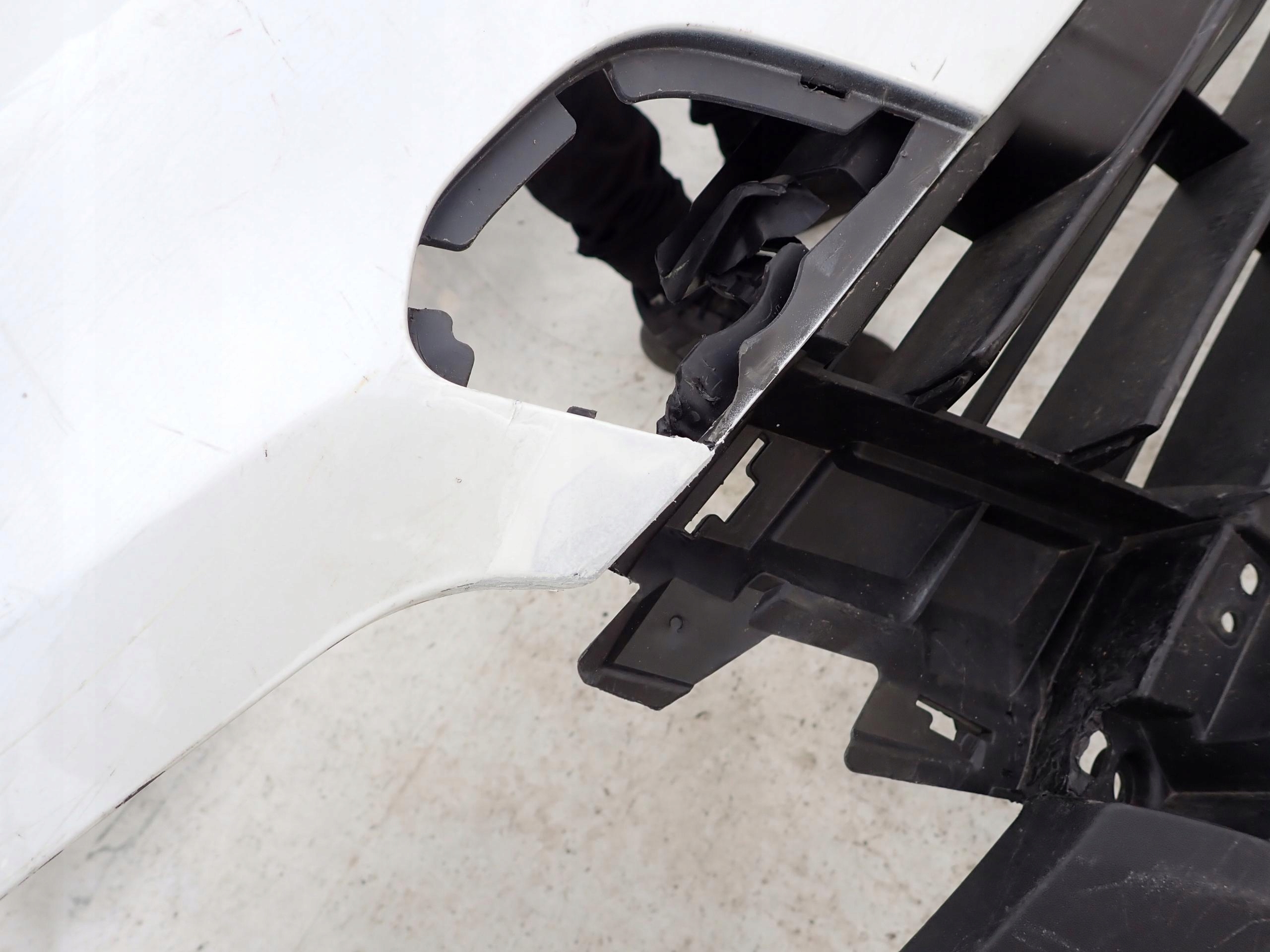 RENAULT CAPTUR LIFT 17- bumper front front