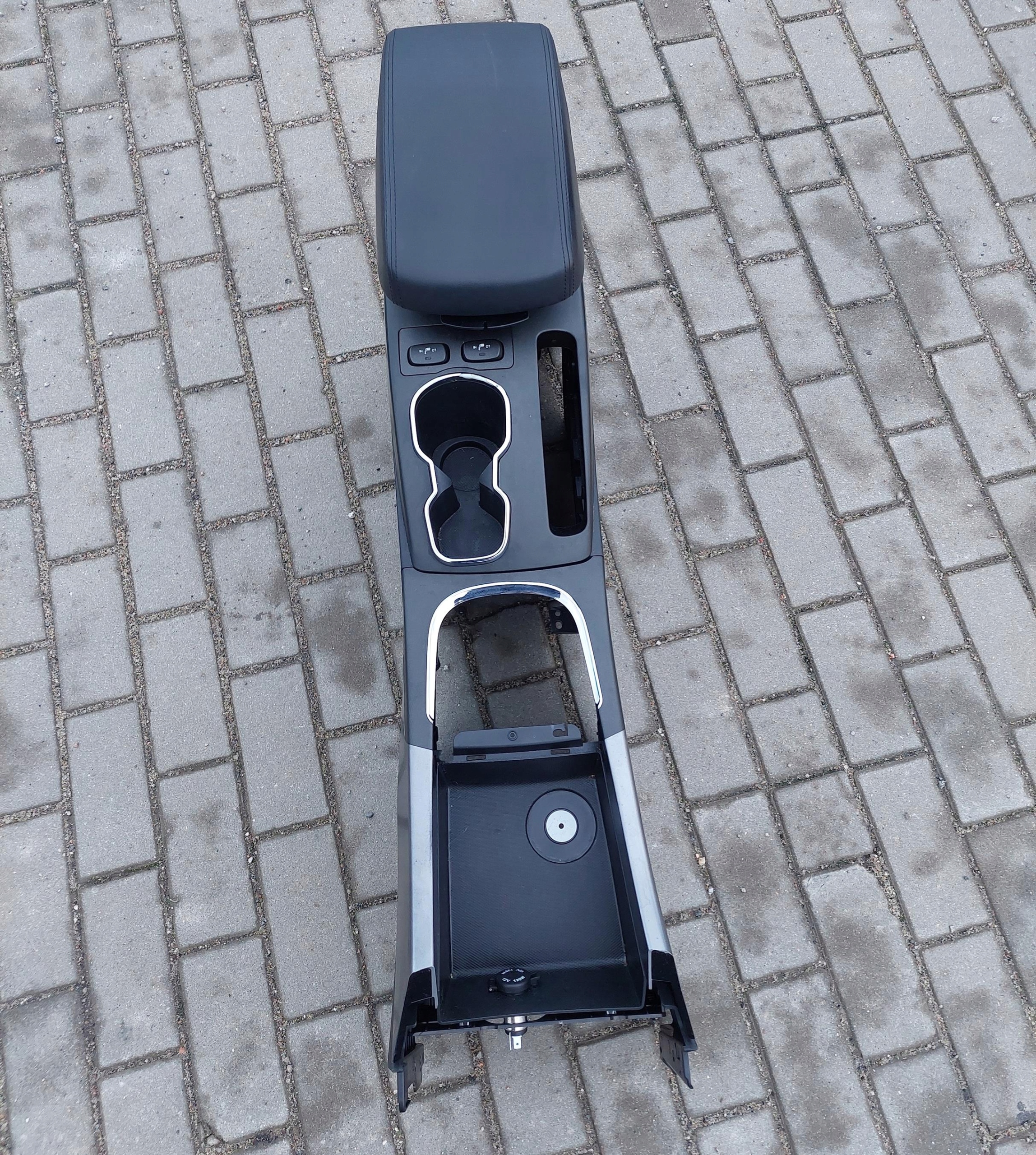 TUNEL central armrest SSANGYONG KORANDO III 3 C LIFT 2.0 D