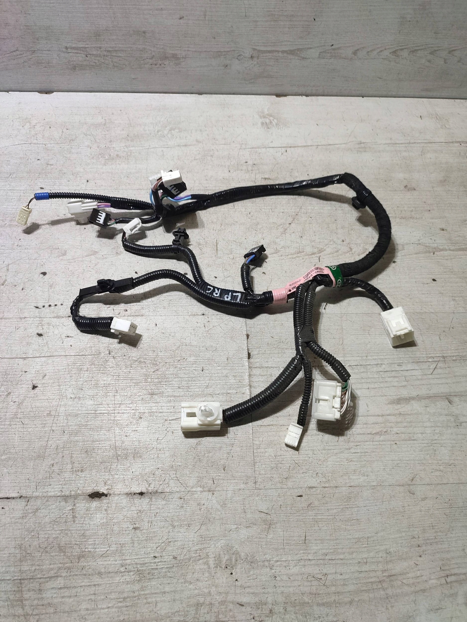 Lexus RC 2019 front side left bundle przewodow seat