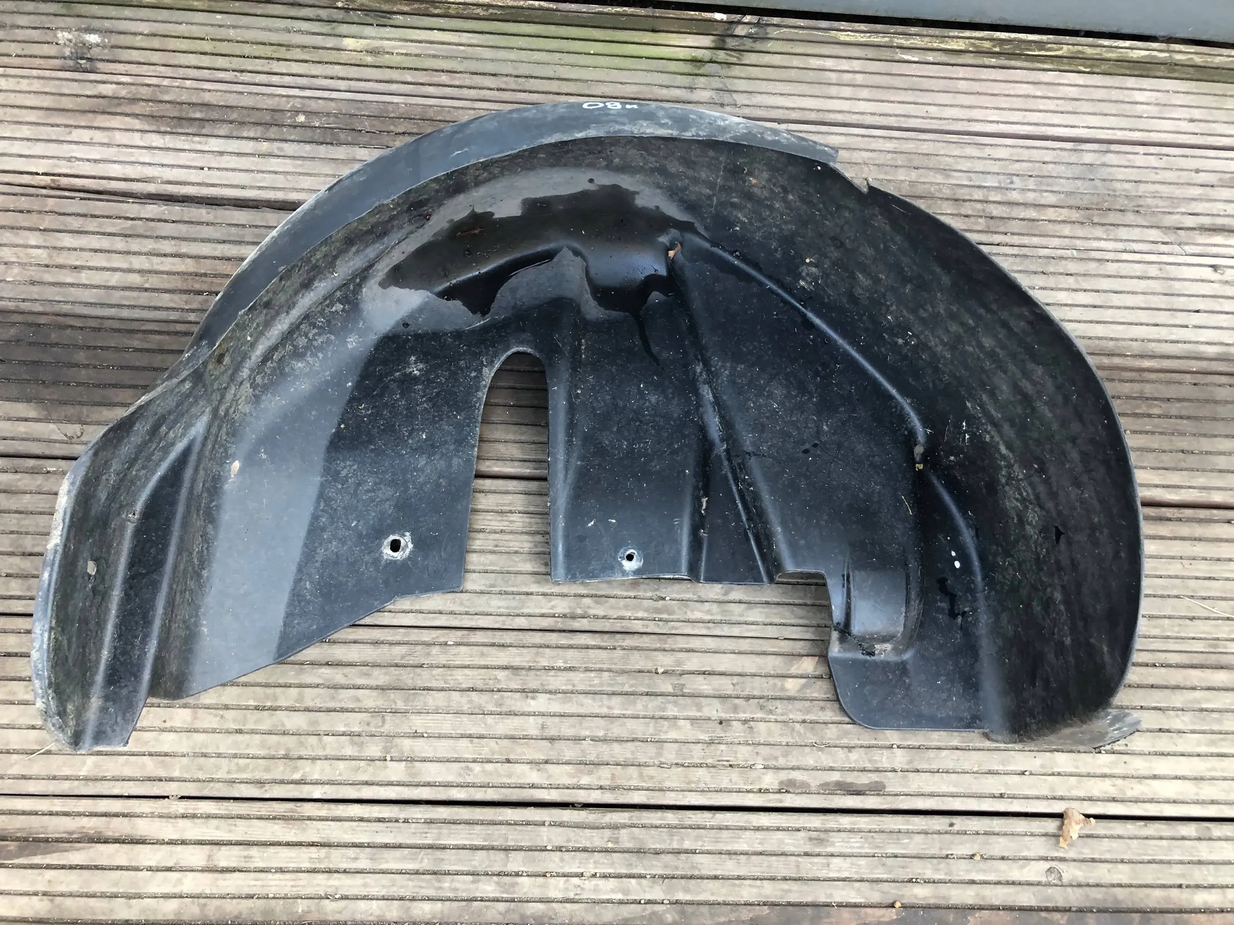 mudguard left rear part CITROEN C3 and 9637758880