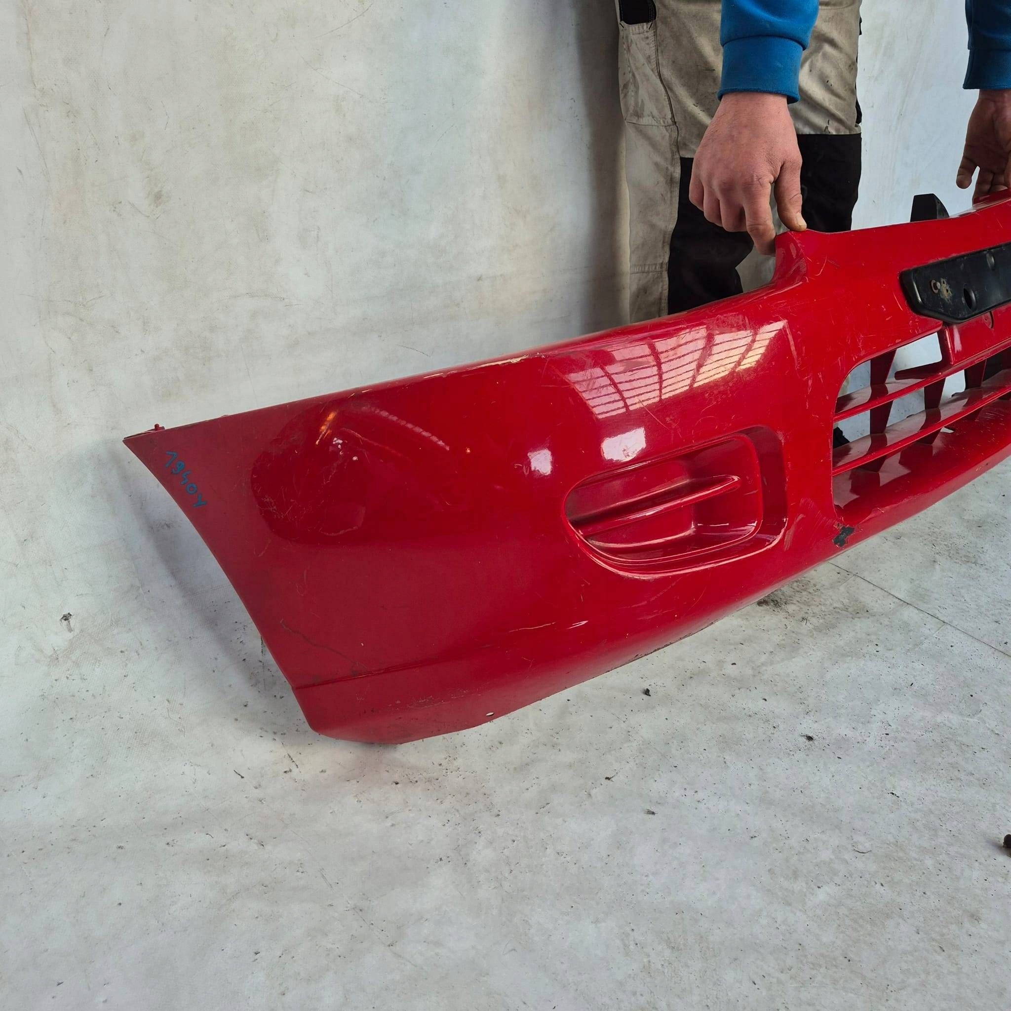 MITSUBISHI COLT V 5 95-00 bumper front front