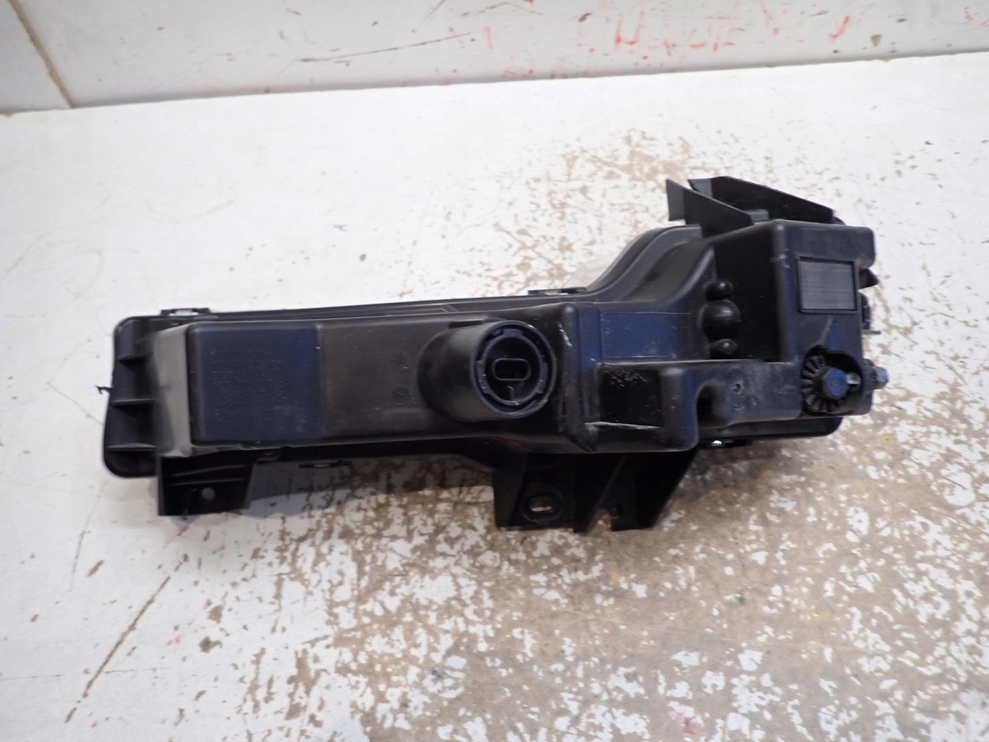 Nebelscheinwerfer rechts TESLA 3 2017- 1624798-00-A