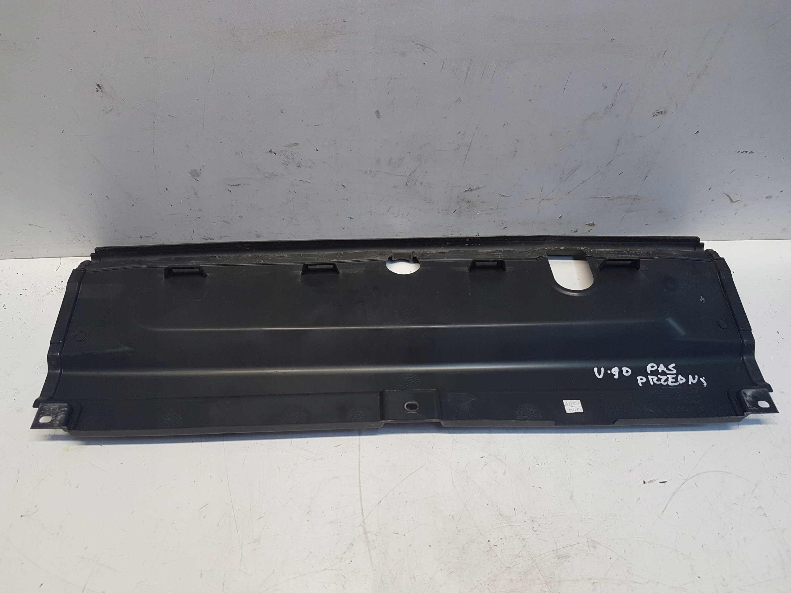 VOLVO V90 S90 kryt stěny předního 31425025