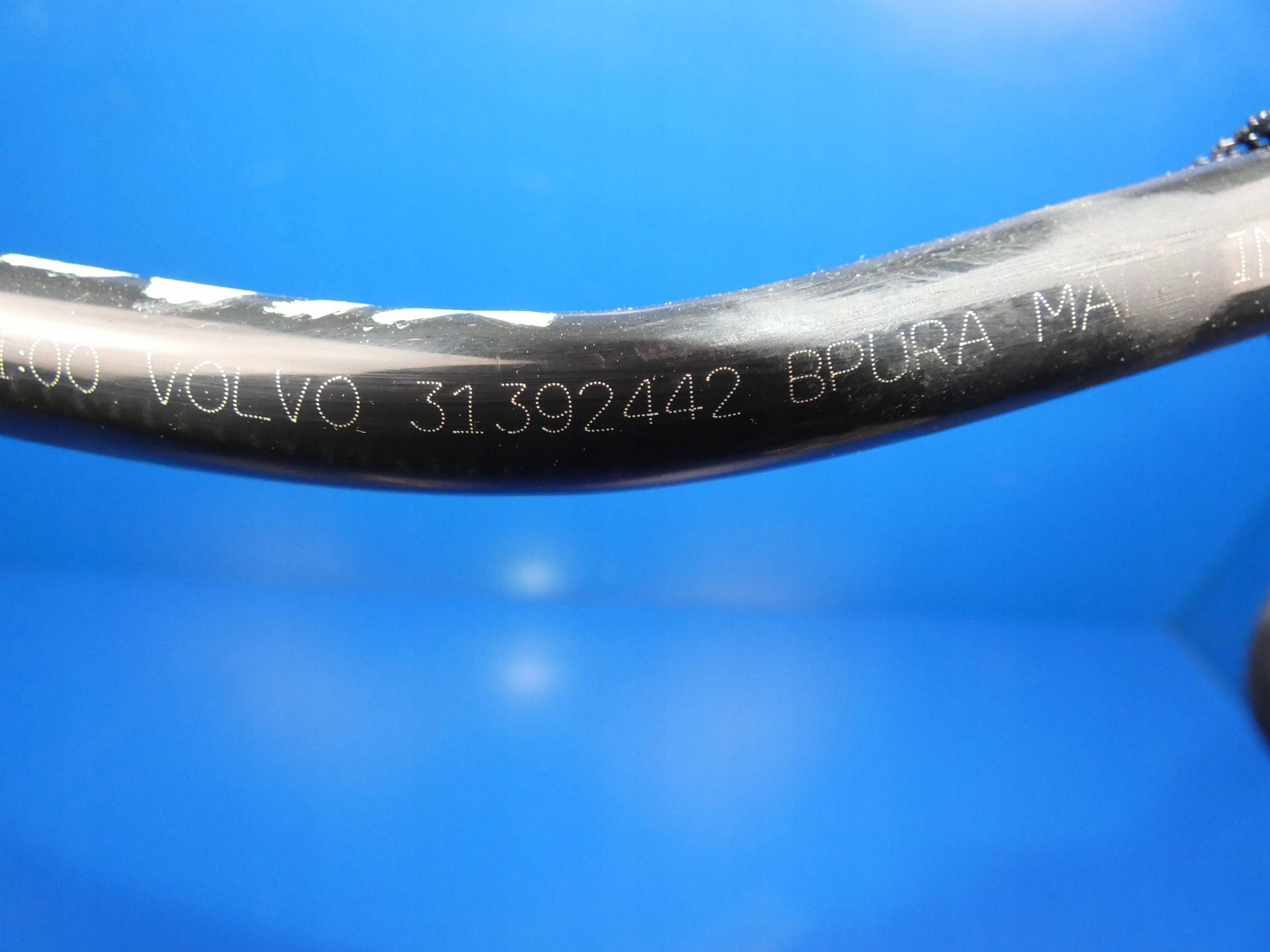 VOLVO XC90 II 2.0 T8 wiring vacual hose