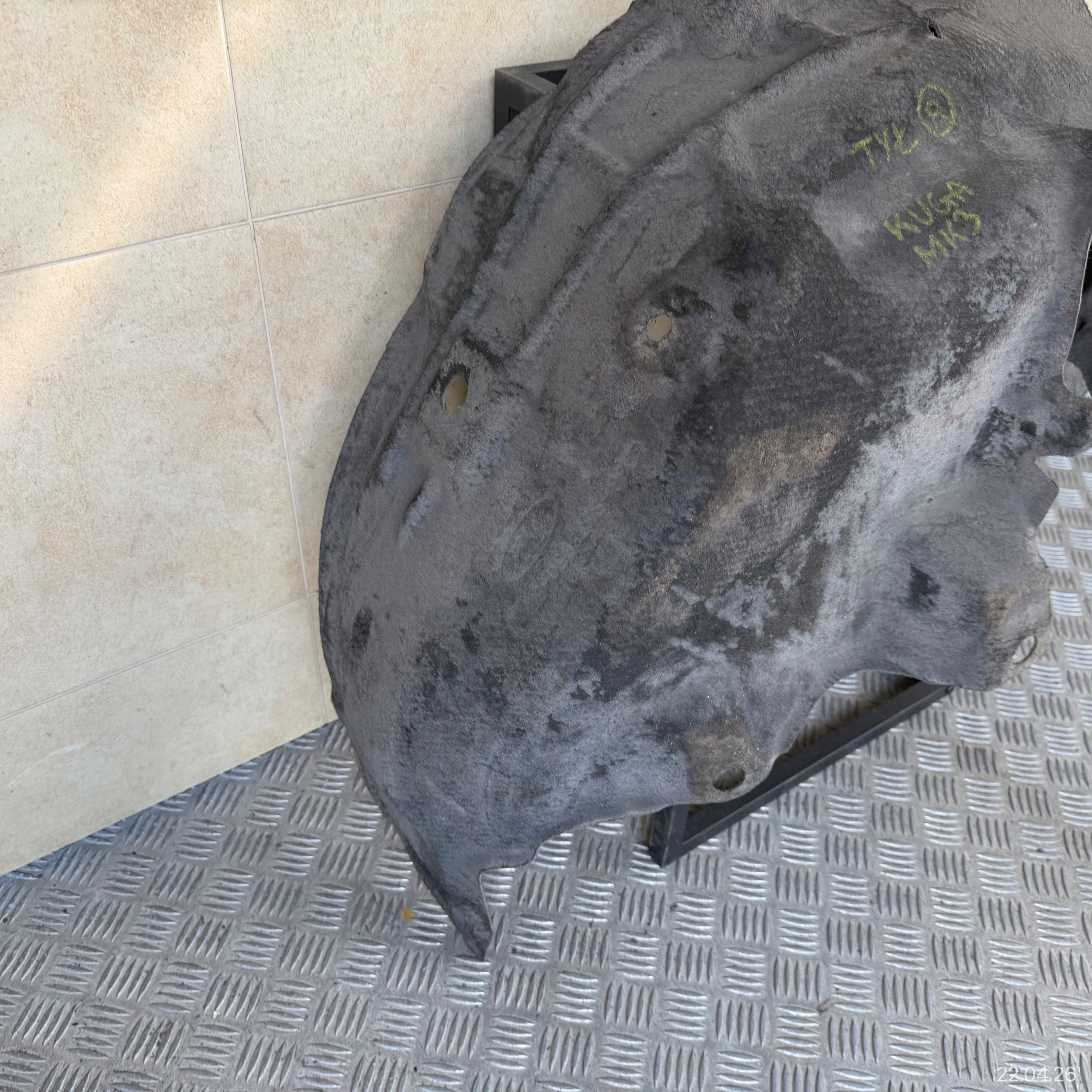 mudguard rear. right FORD KUGA MK3 ST-LINE 2024 ROK