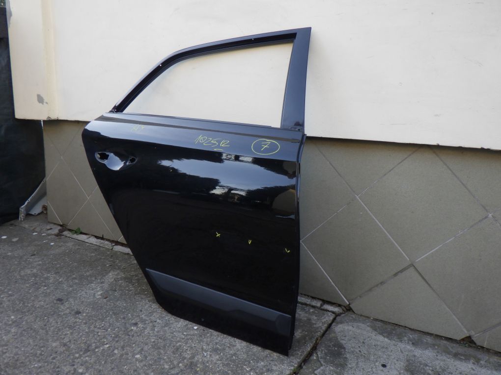 HYUNDAI I20 II 2 14- door right rear.