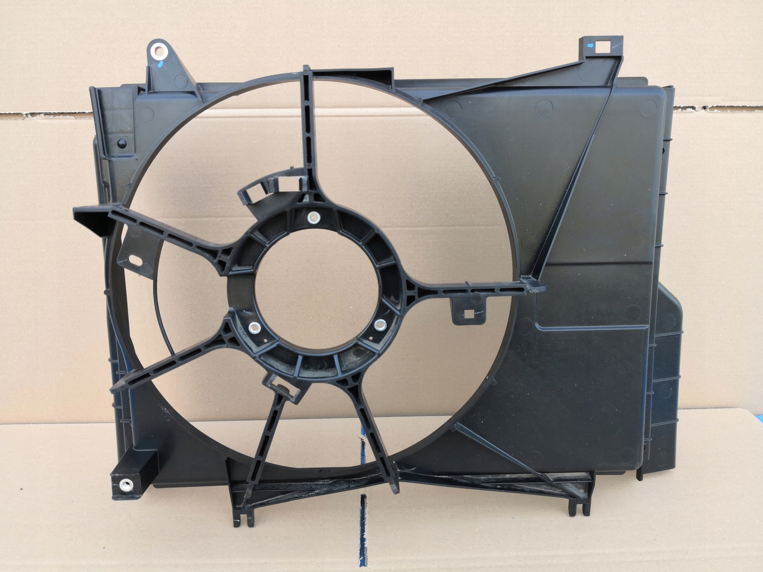 2021>> - MITSUBISHI SPACE STAR III 21 - КОРПУС ВЕНТИЛЯТОРА