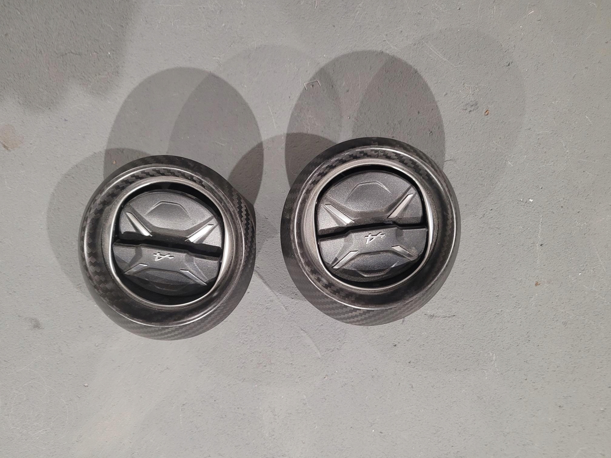 RENAULT ALPINE РЕШІТКИ ПОВІТРОЗАБІРНИКА 6020016022