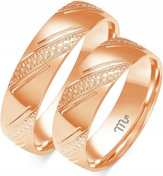 Zlatý snubní prsten gravírovaný 585 vel. 35 36 37 Elegantní klasický gravírování