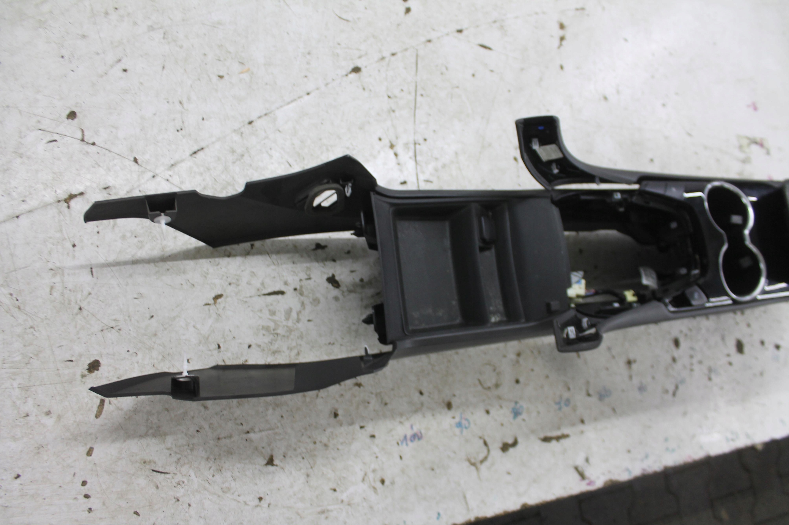 TUNEL central armrest leather MONDEO MK5 14-22