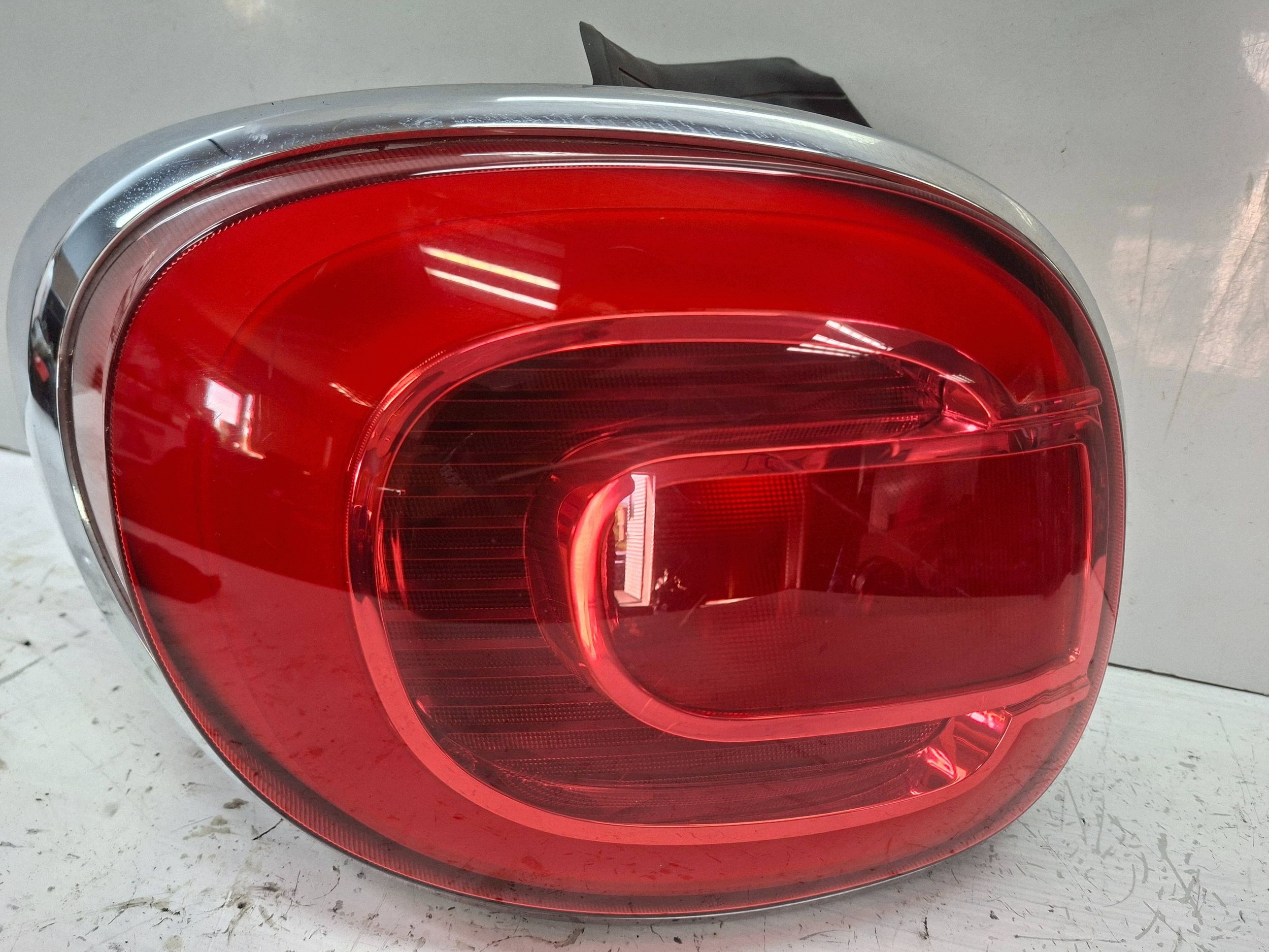 light rear left 51883572 FIAT 500L 2012