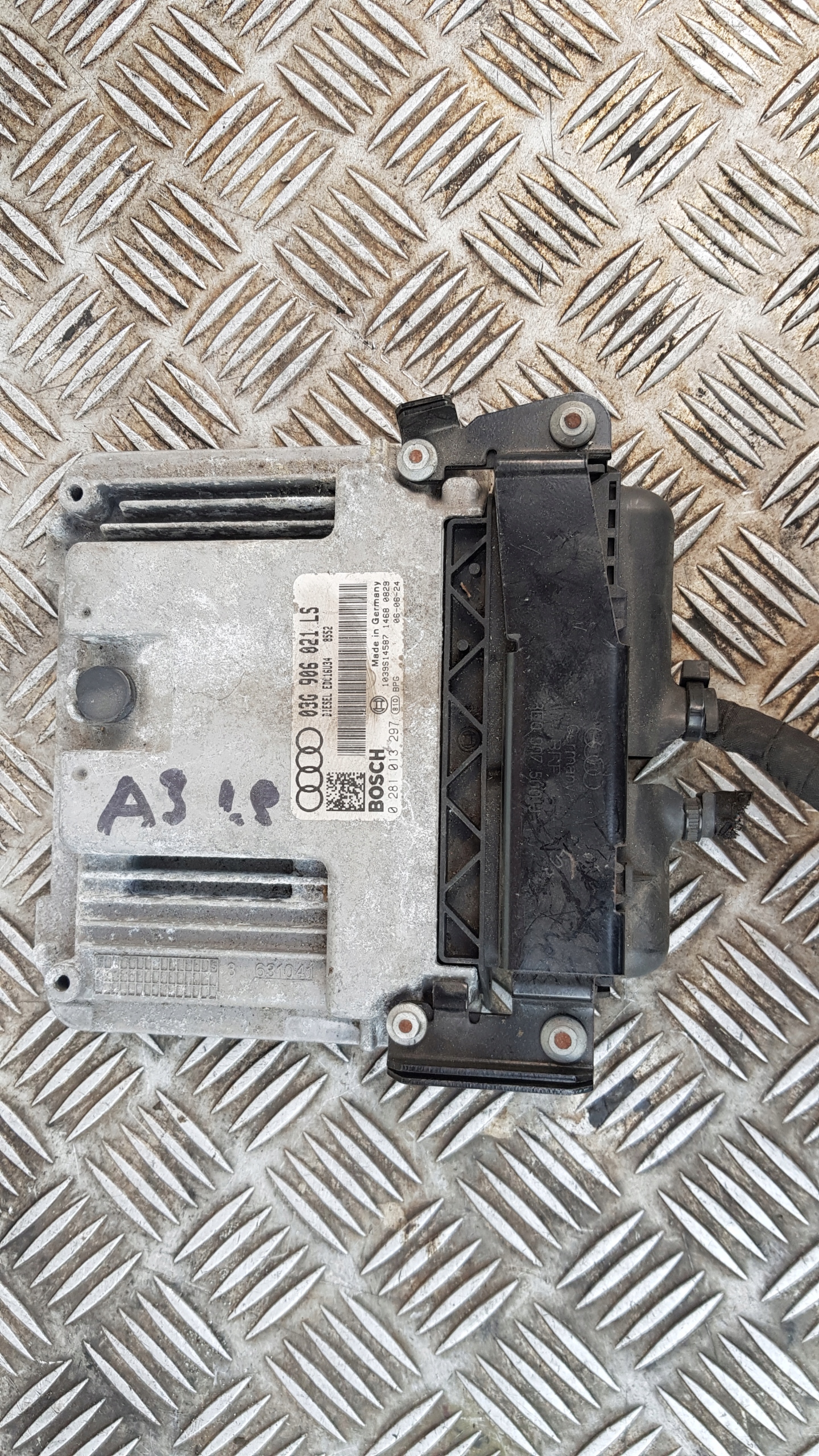 AUDI A3 8P computer Motore 1.9 TDI 03g906021ls