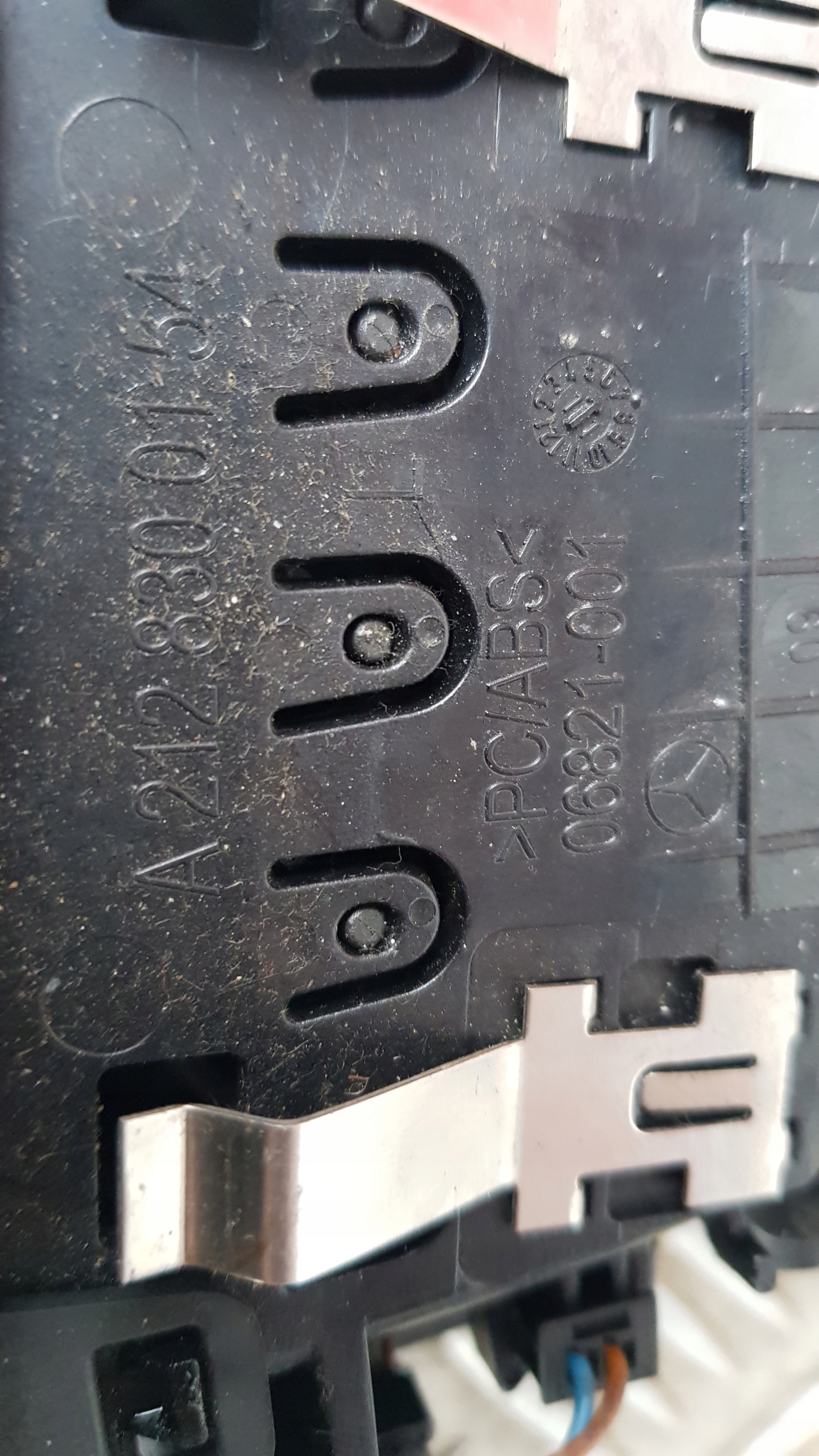 MERCEDES W212 grid air conditioning devices left A2128300154