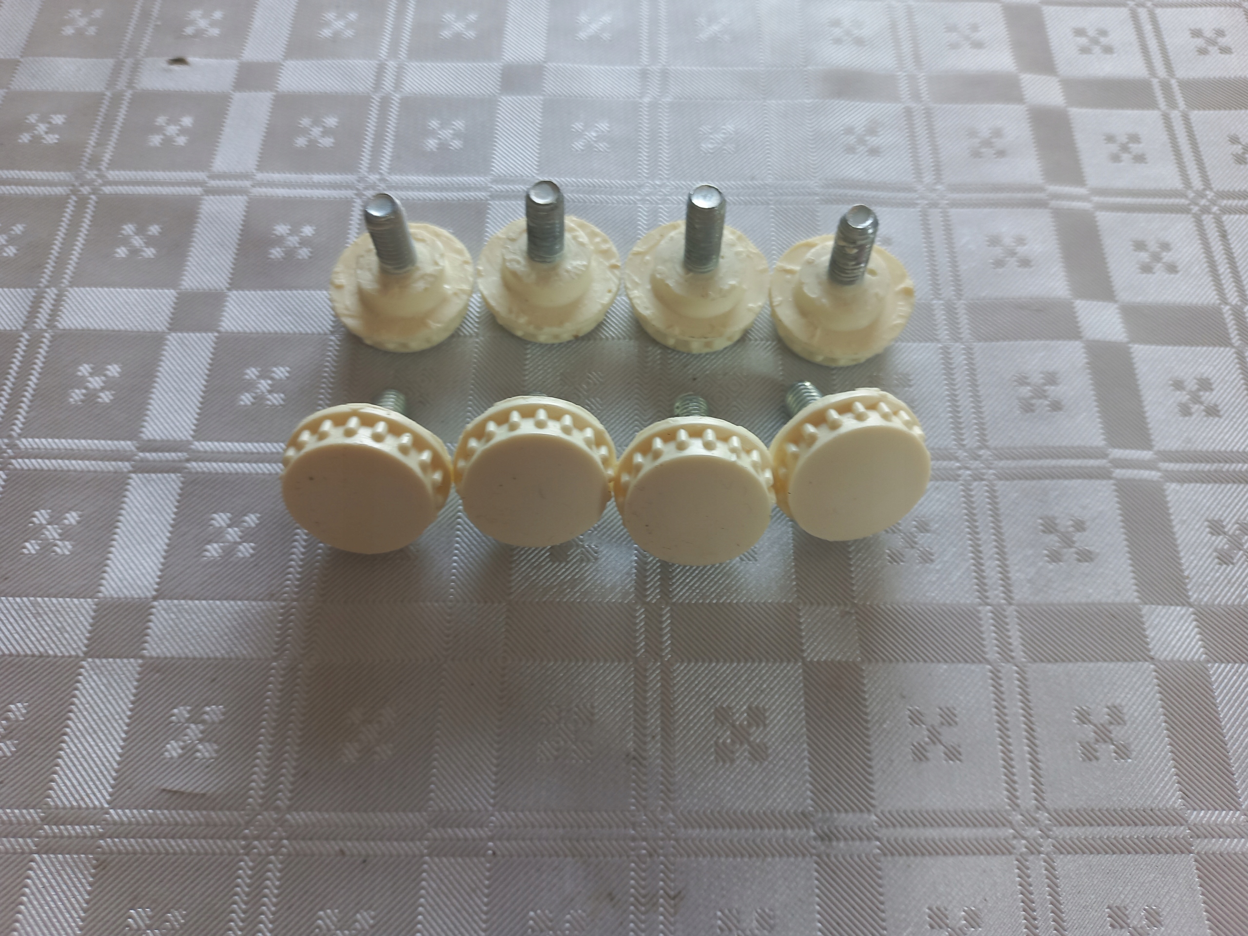 Śruba Śruby 0SŁON Gaźnika Kremowa Komar Romet