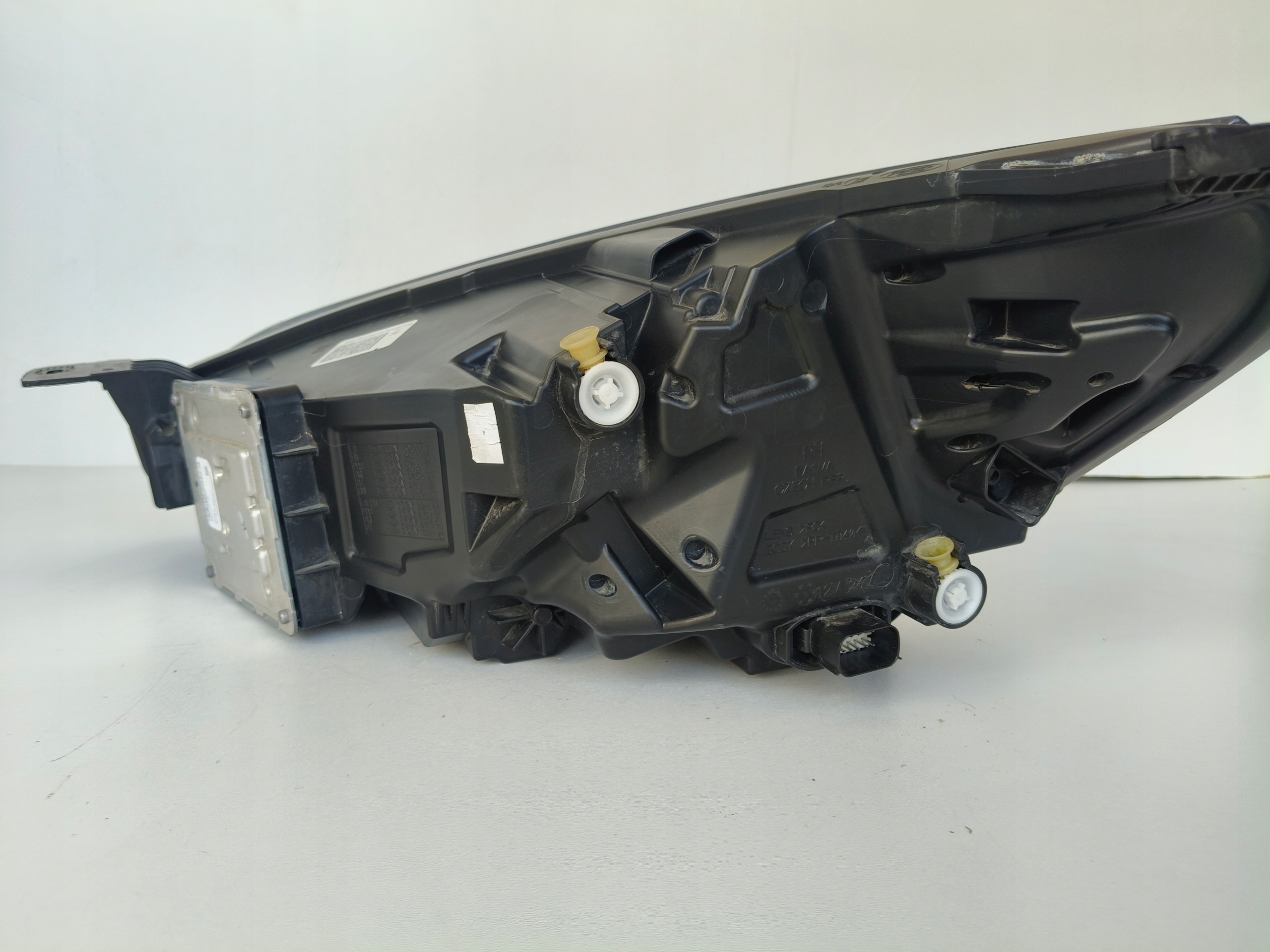 light right REFLEKTOR FORD FOCUS MK4 18- FULL LED