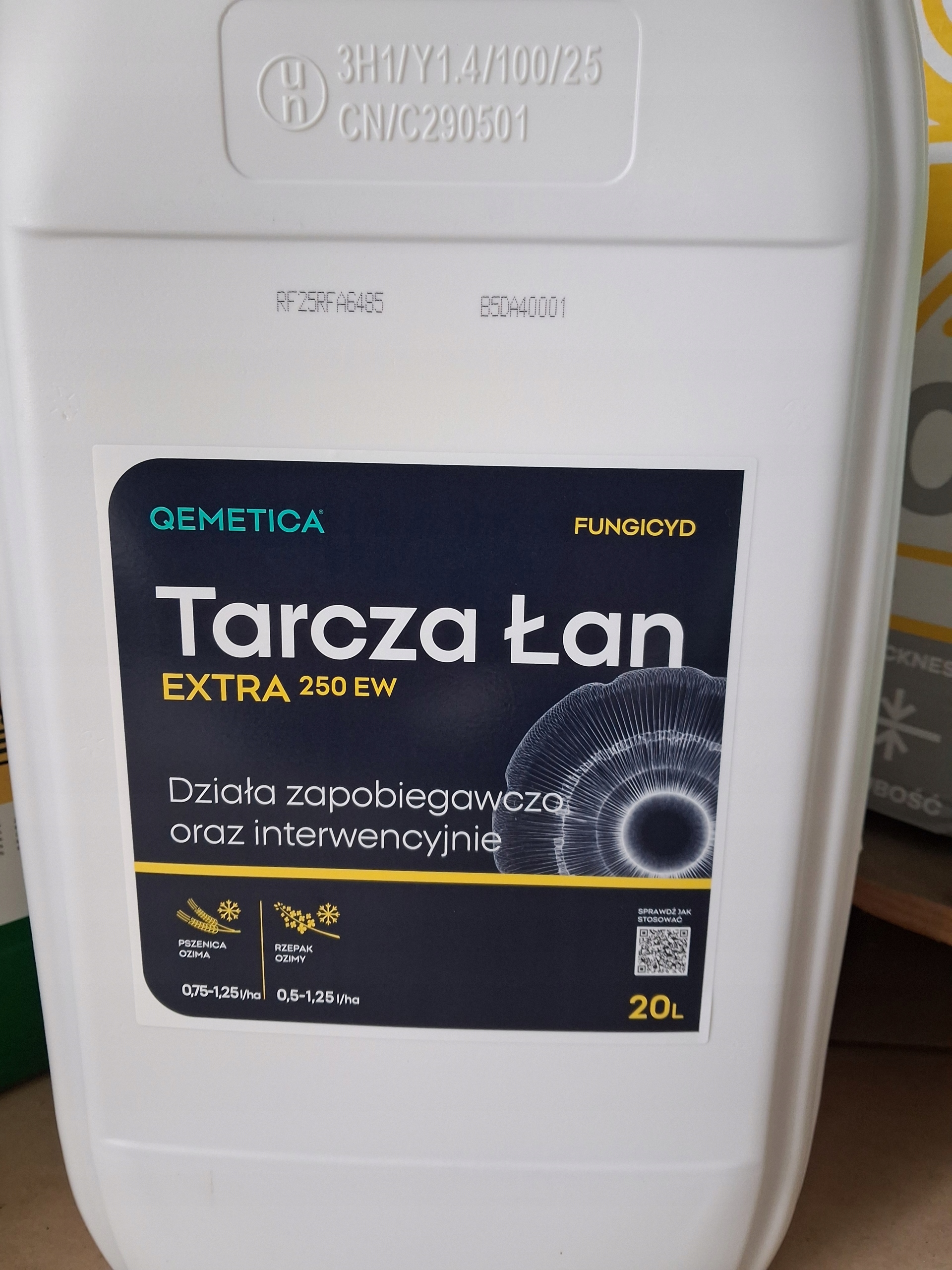 Tarcza Łan Extra 250 Ew 20l tebukonazol na choroby grzybowe zbóż rzepaku