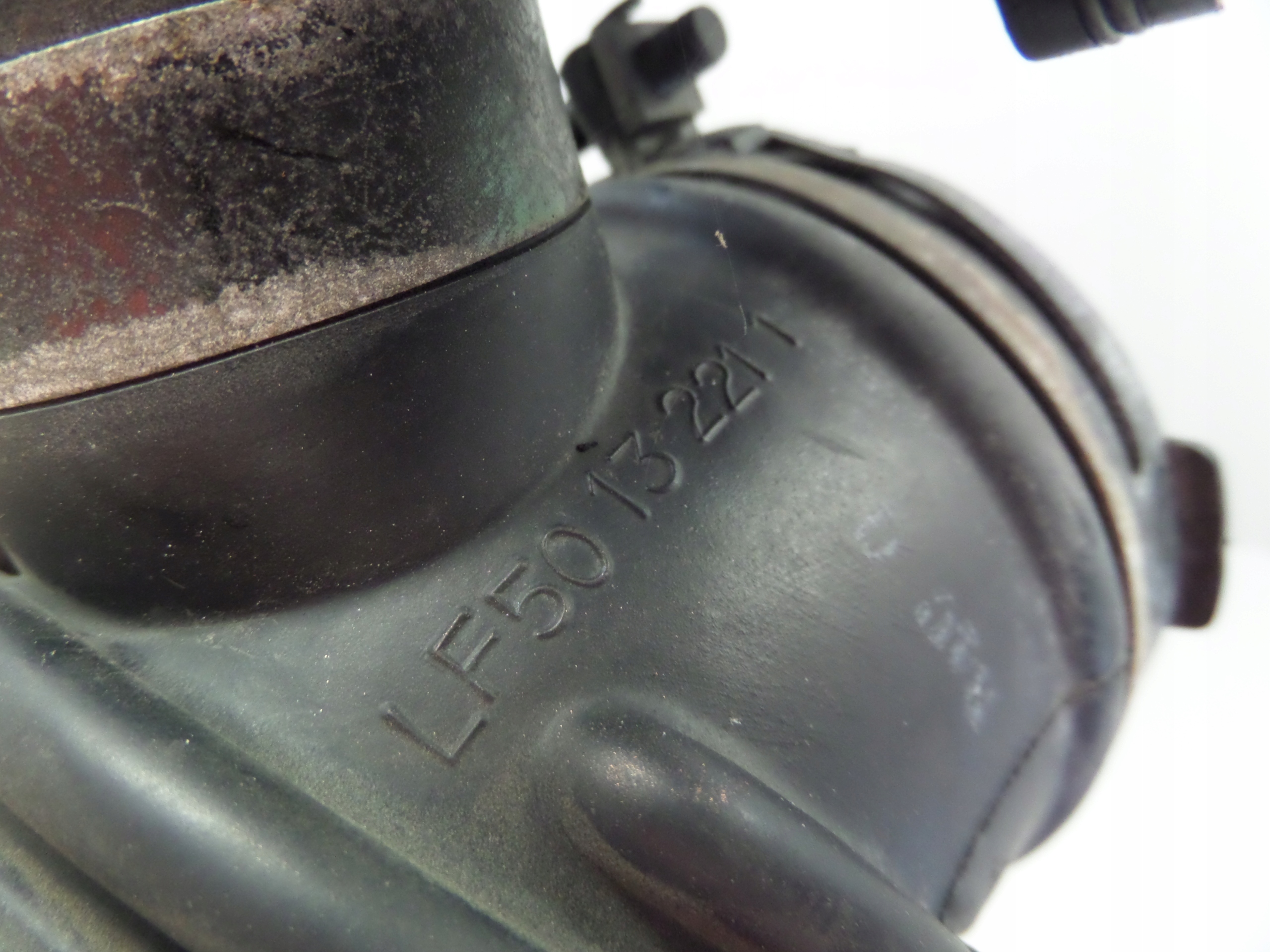 Schlauch rohr luft DOLOT 1.6B MAZDA 3 und BK LF50132211