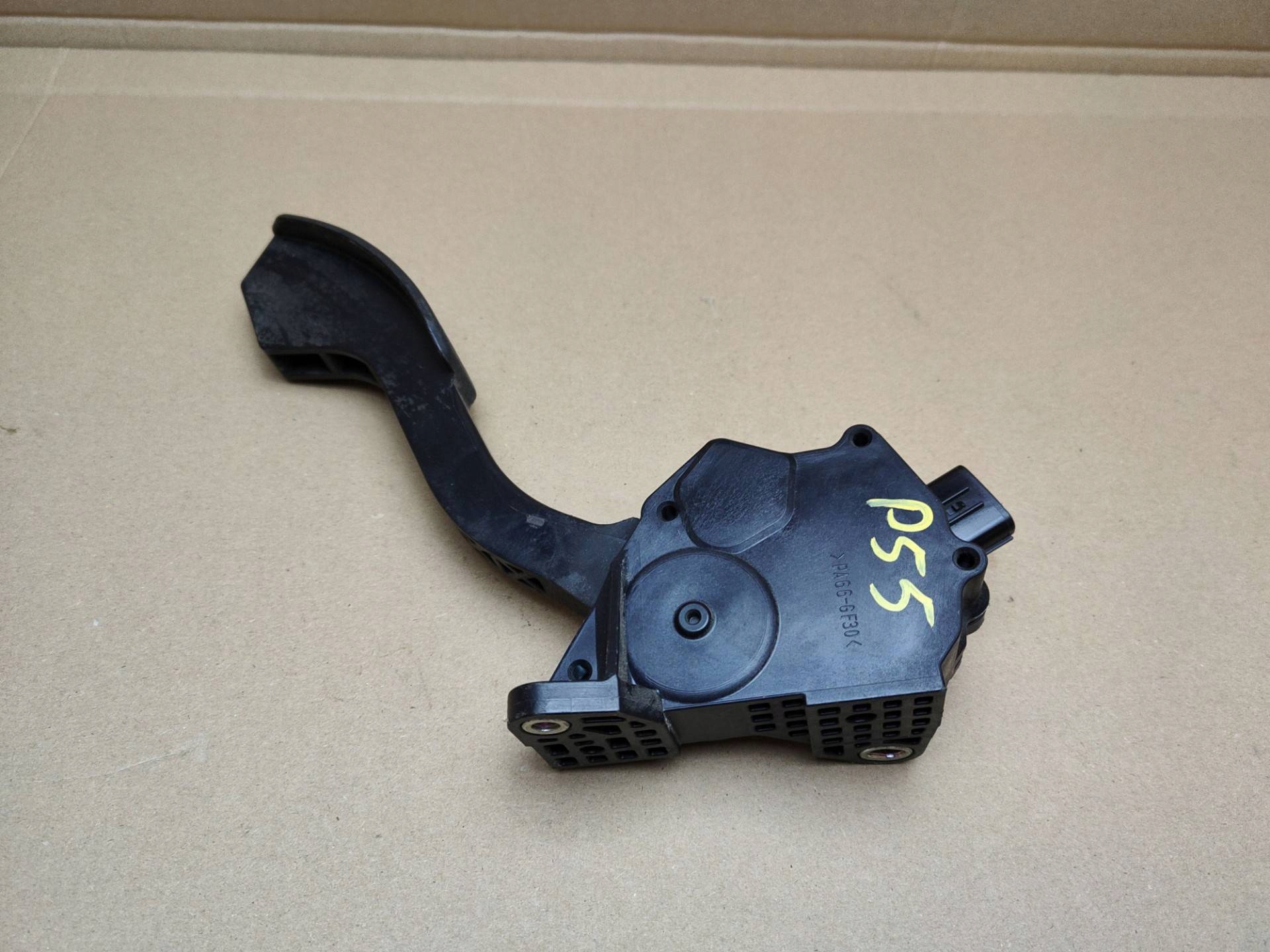 Gaspedal Toyota Prius 3 facelift 2011 78110-12010