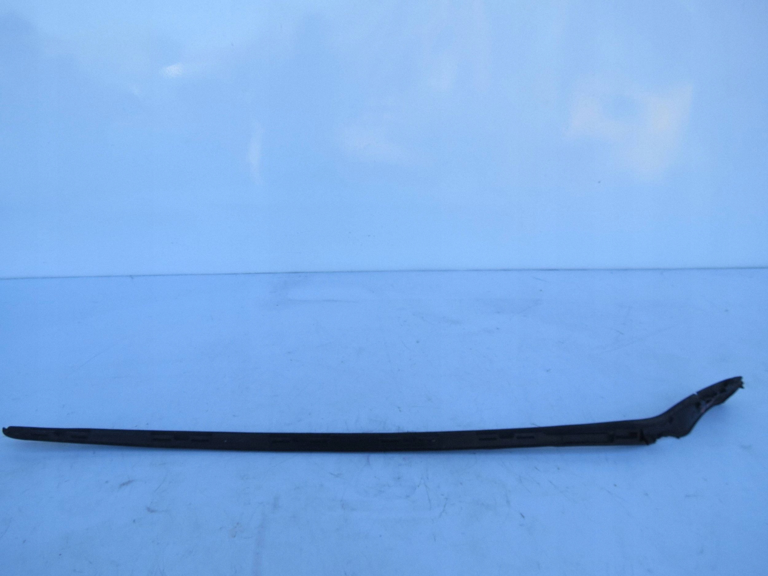 gasket moulding windows CZOLOWEJ left front VOLVO S90 V90 31386574