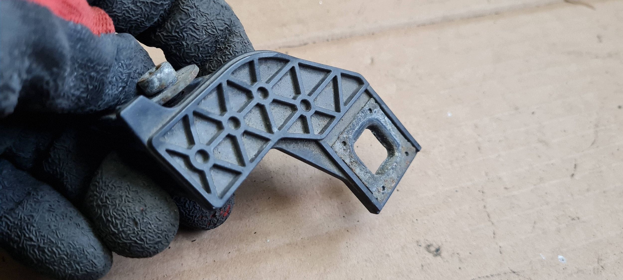 A7 4G S7 bracket holder hook upper right front