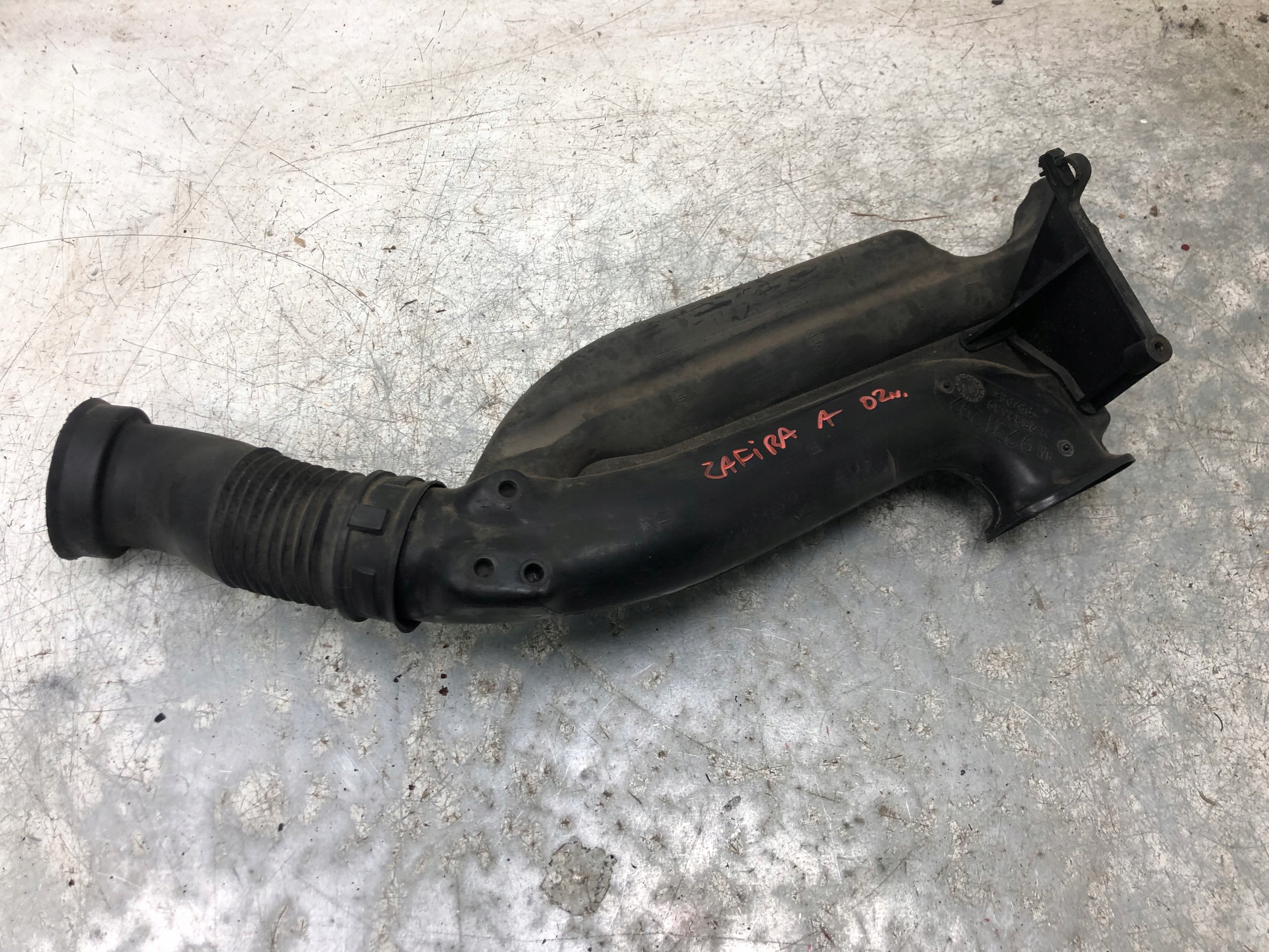 pipe air hose OPEL ZAFIRA A 9231292