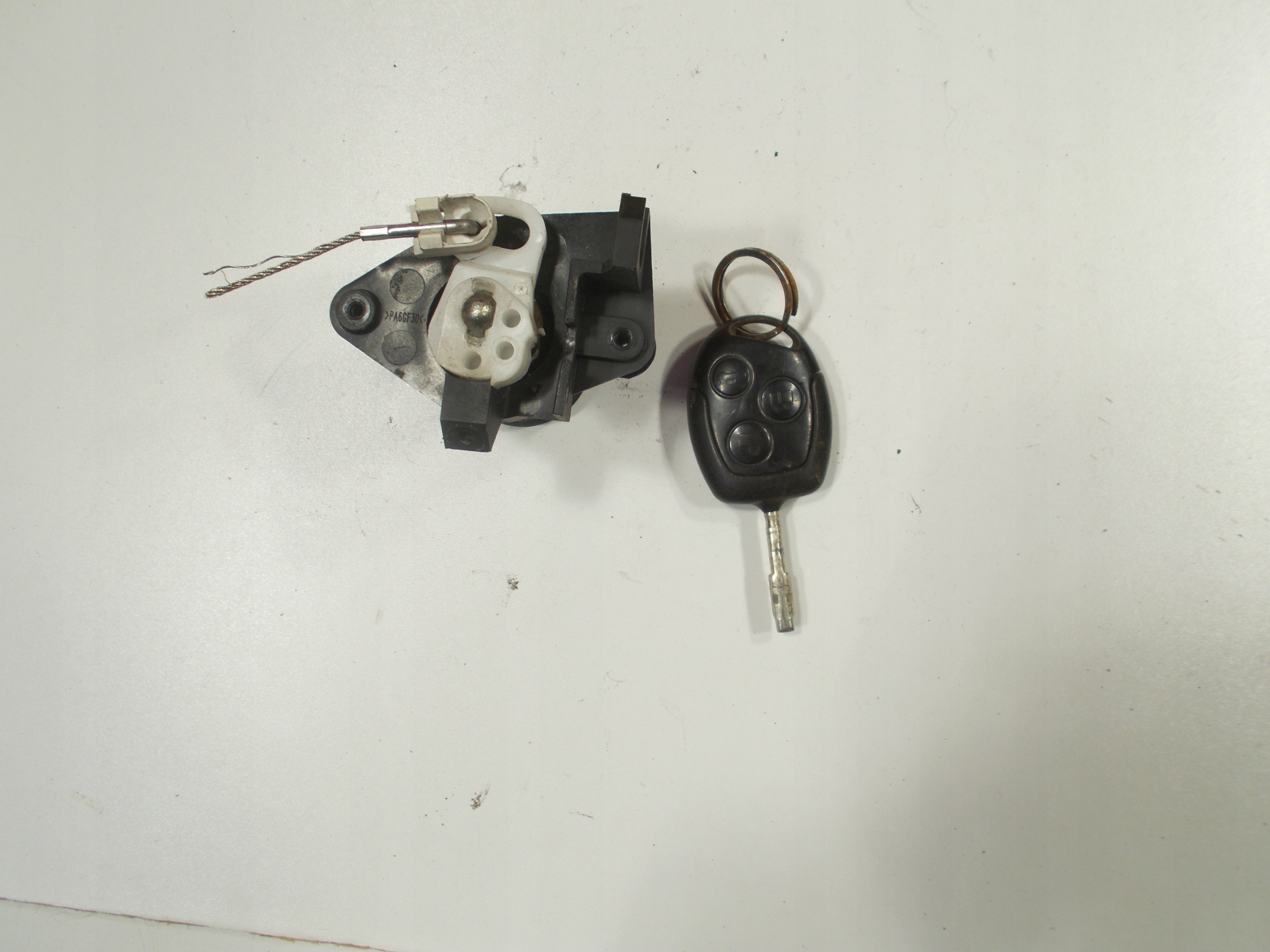 lock boot lock cylinder key FORD FIESTA MK5 original