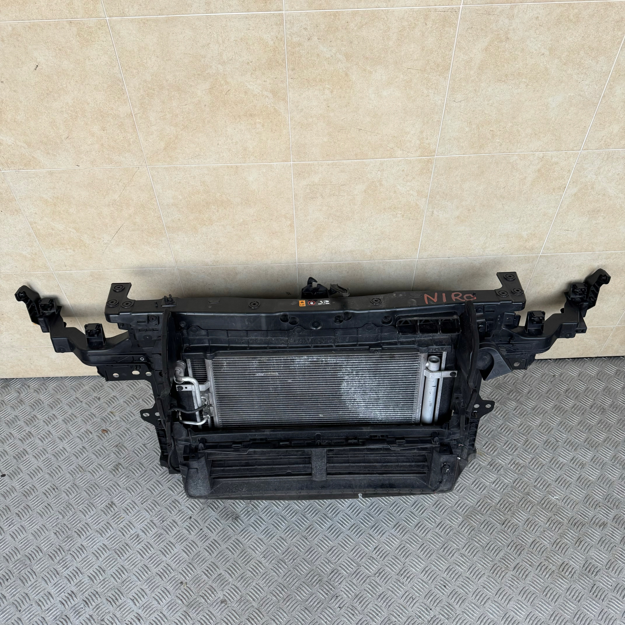 SUPPORT PANEL FOR RADIATORS RADIATOR PILLAR KIA NIRO LIFT 1.6 HYBRYDA