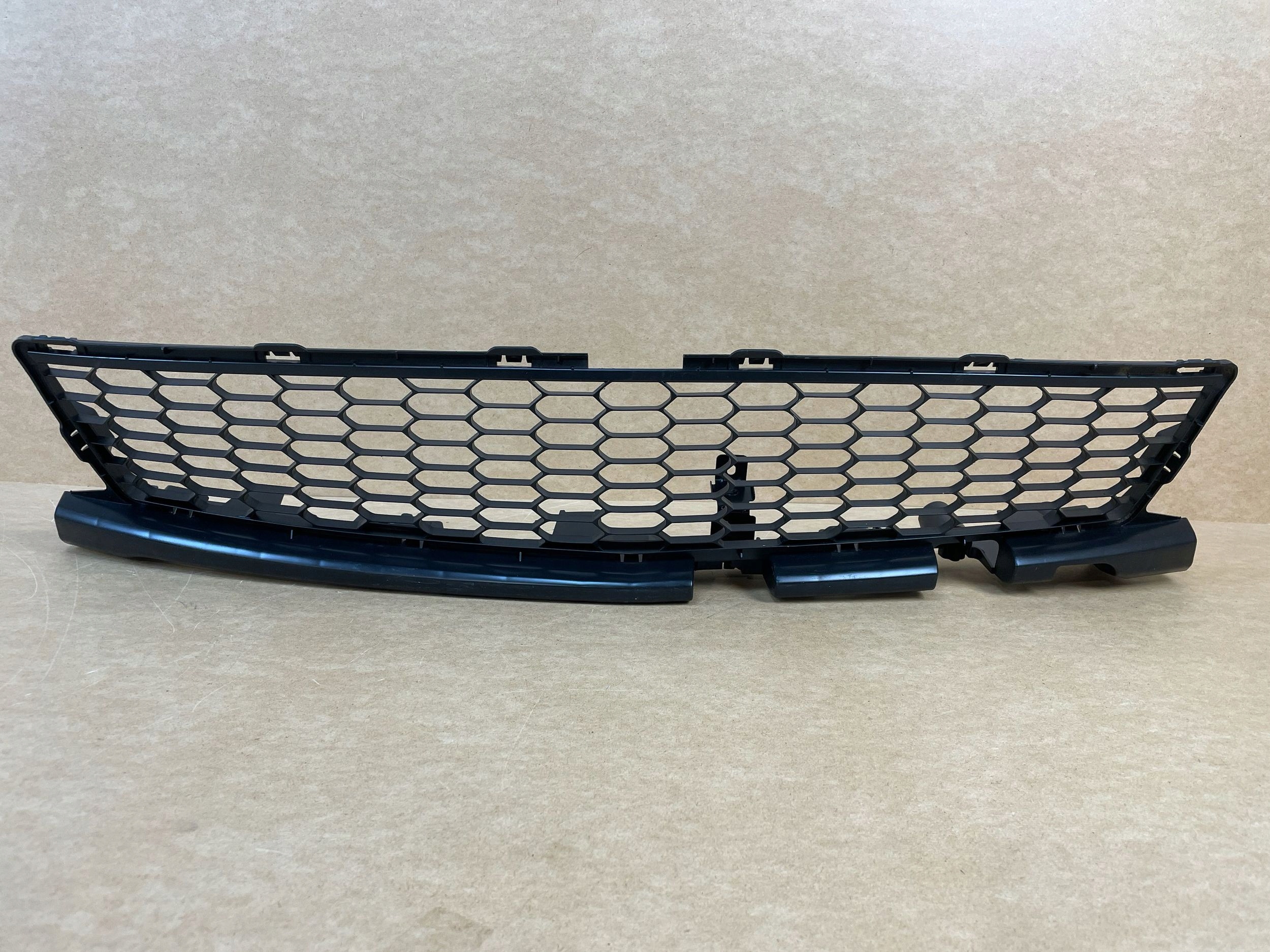 grid grille lower central of a bumper front MAZDA 3 III II MPS SPORT 2007