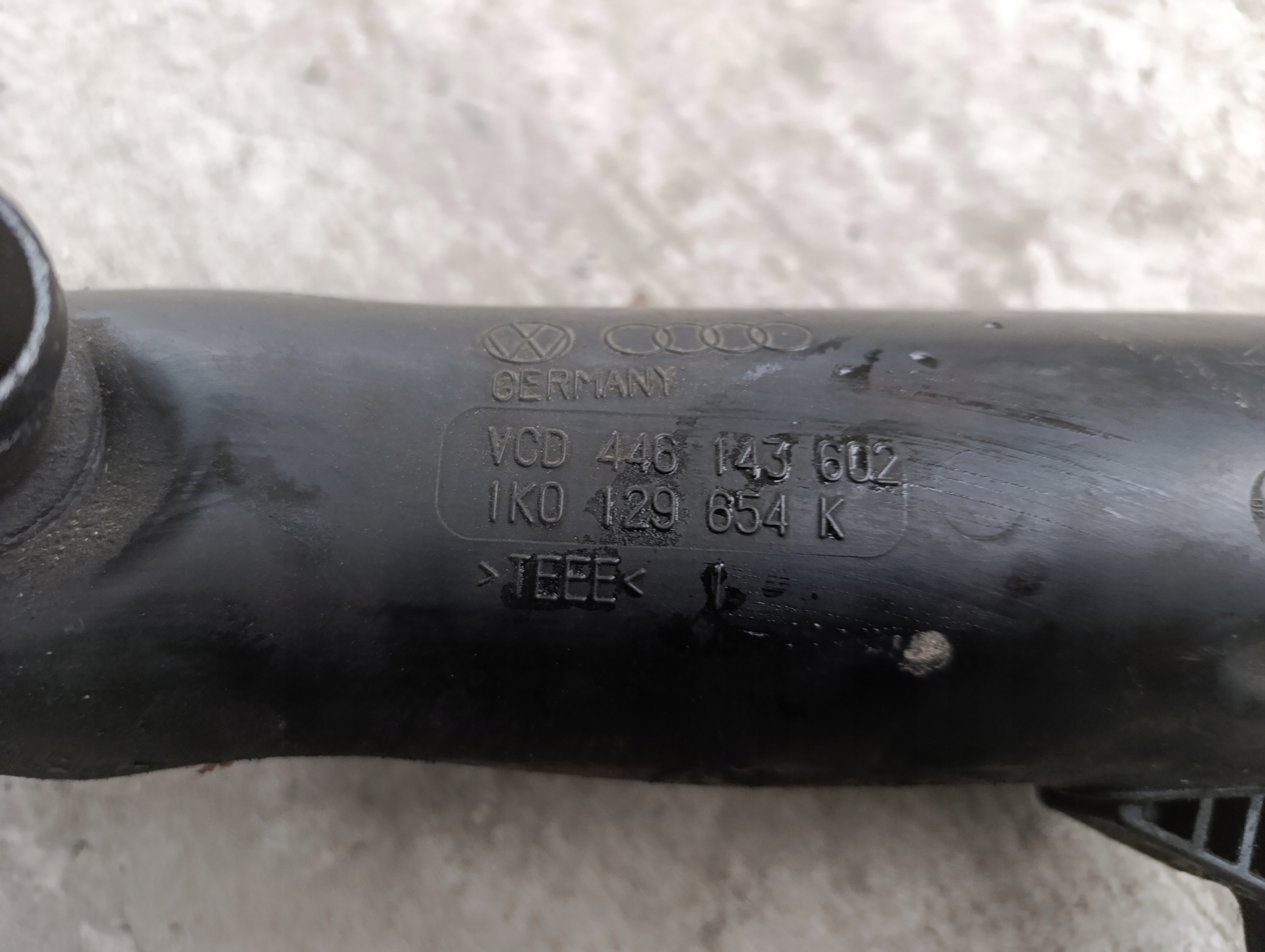 pipe air VOLKSWAGEN PASSAT B6 1K0129654K
