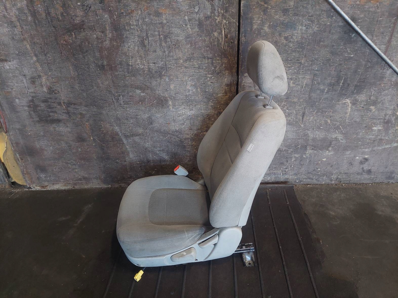 Siège Gauche Avant KIA CERATO et