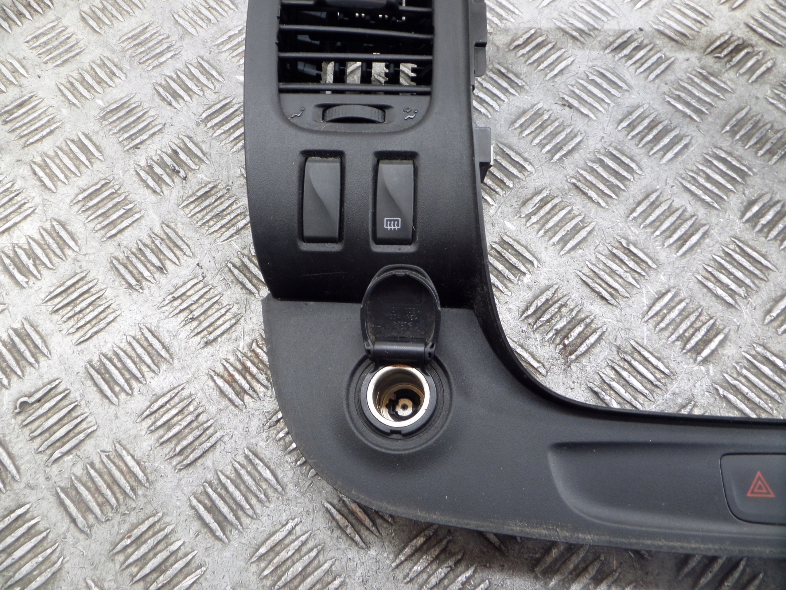 OPEL VIVARO B moulding cover frame RADIA 93452450