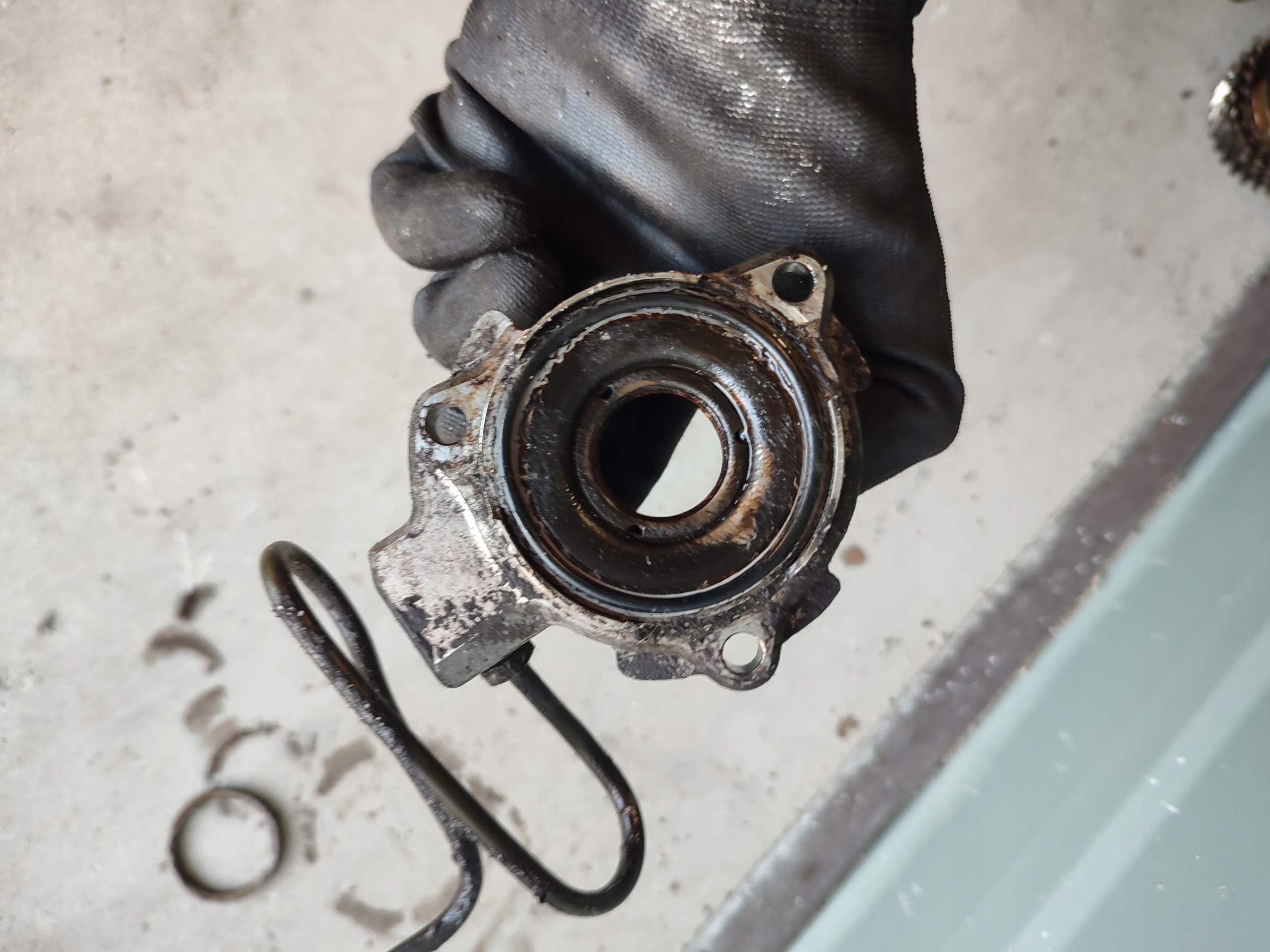 LOZYSKO OPOROWE OPEL 90522729