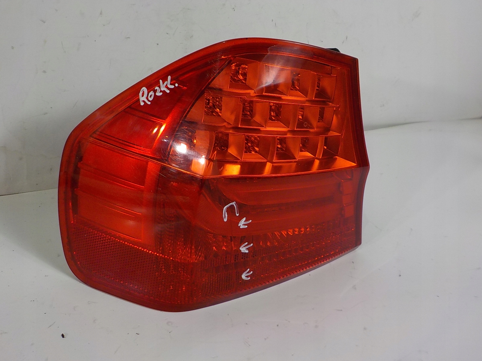 BMW 3 E90 LIFT light left rear left rear part