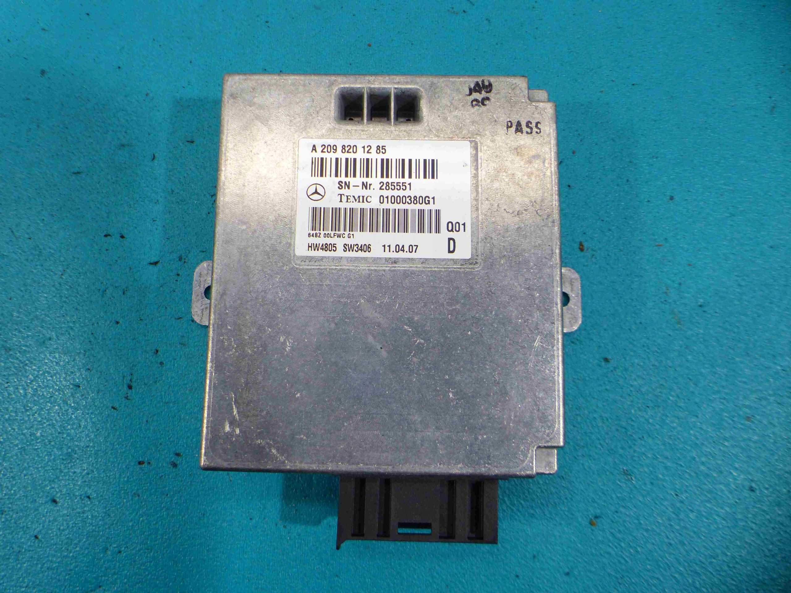 A2098201285 - ДРАЙВЕР МОДУЛЬ MERCEDES CLS 219 2098201285