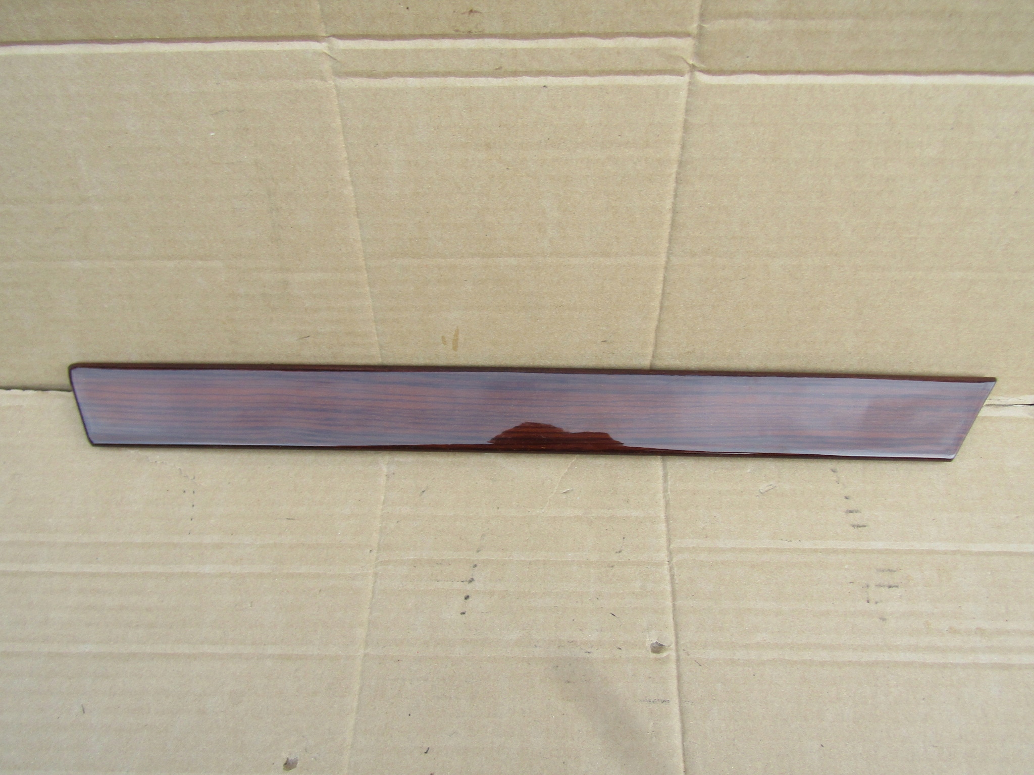 4 MERCEDES W124 DREWNO TAPICERKI DRZWI LEWY PRZOD ZEBRANO 94r