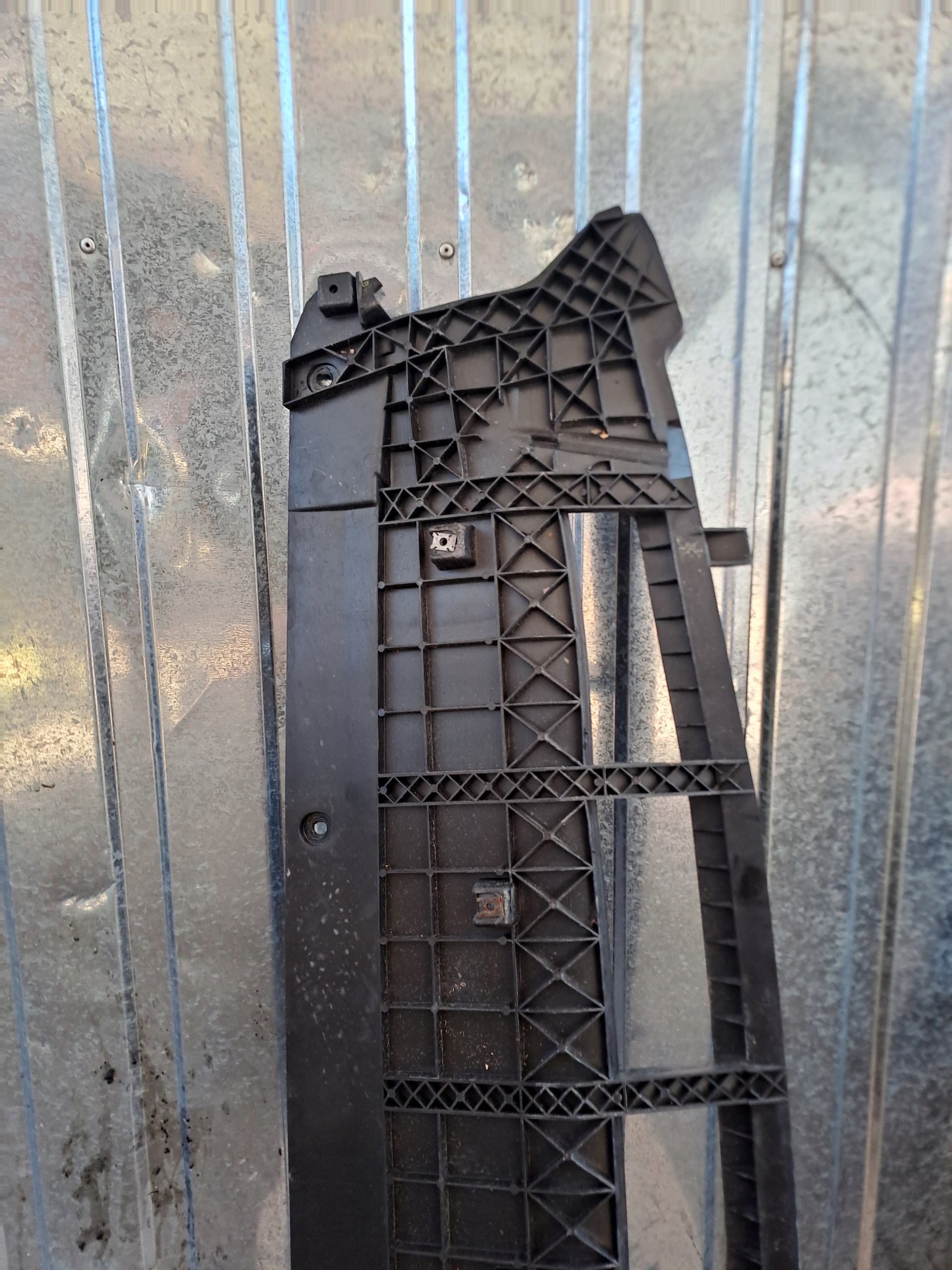 BLENDE ABDECKUNG ABDECKUNG UNTER STOSSSTANGE AUDI Q5 8R 8R0807233B