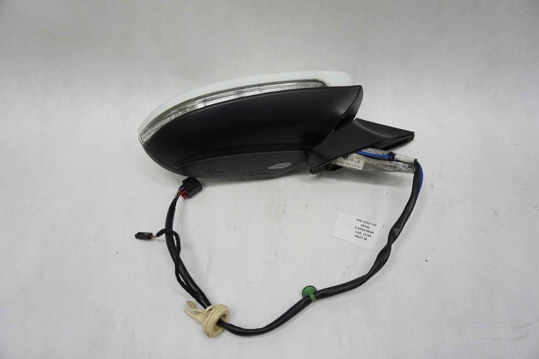 LUSTERKO PRAWE 11PIN VOLKSWAGEN GOLF VII 5G2857502 Typ samochodu Samochody osobowe