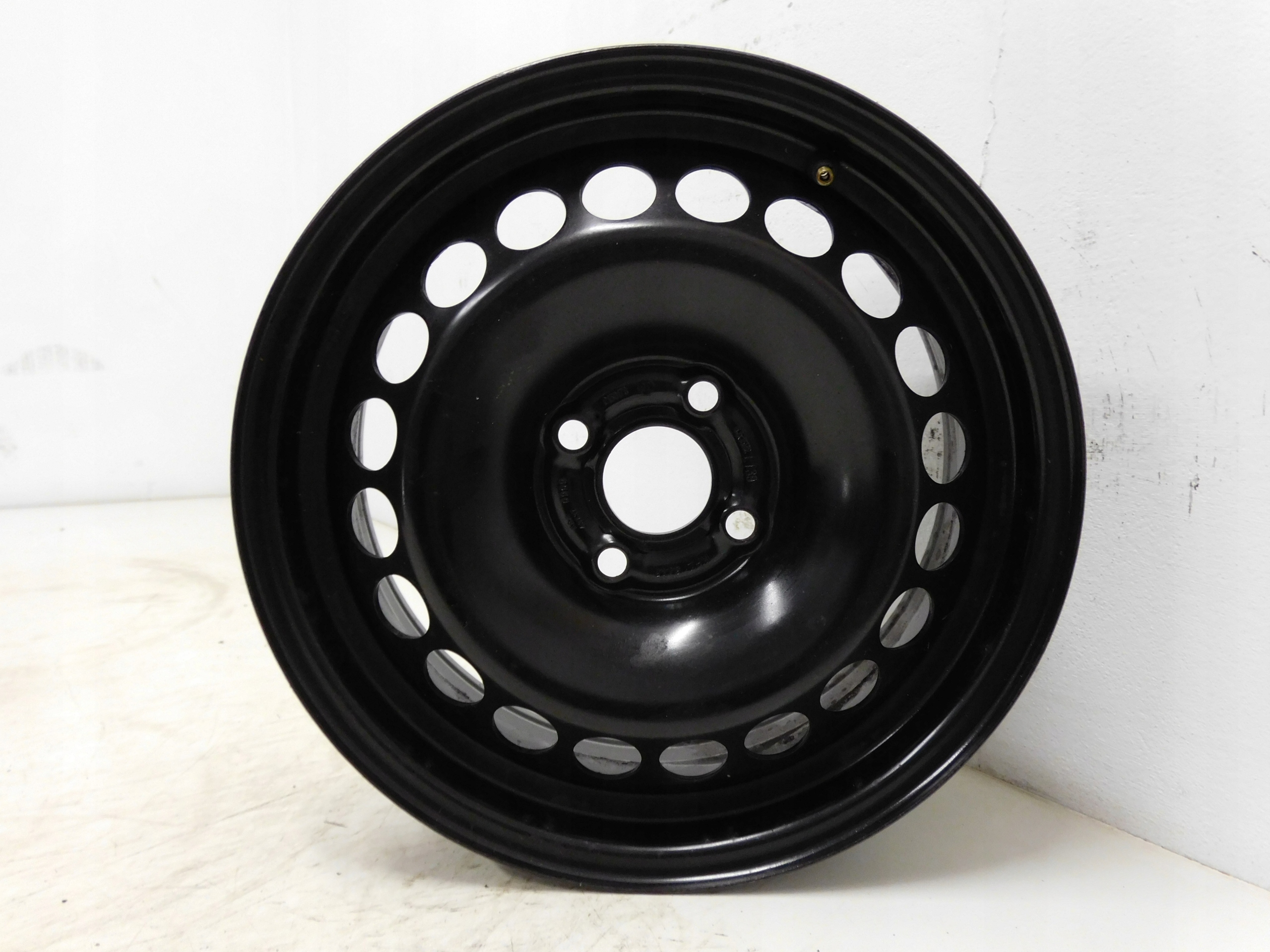 FELGA 15 OPEL ADAM CORSA D E COMBO AVEO ET39