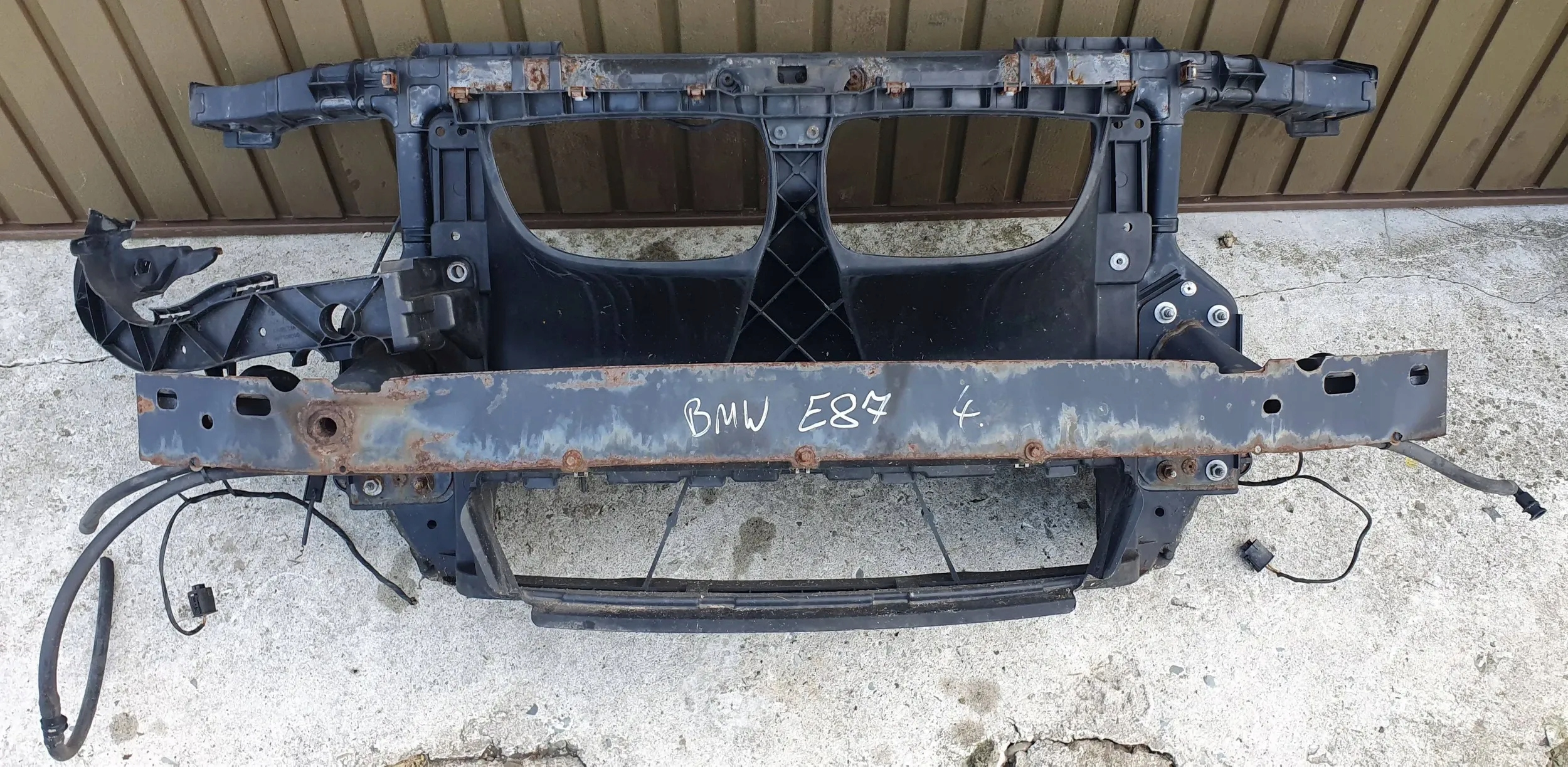 BMW 1 E81 E87 Diesel support panel for radiators pillar sider support right $