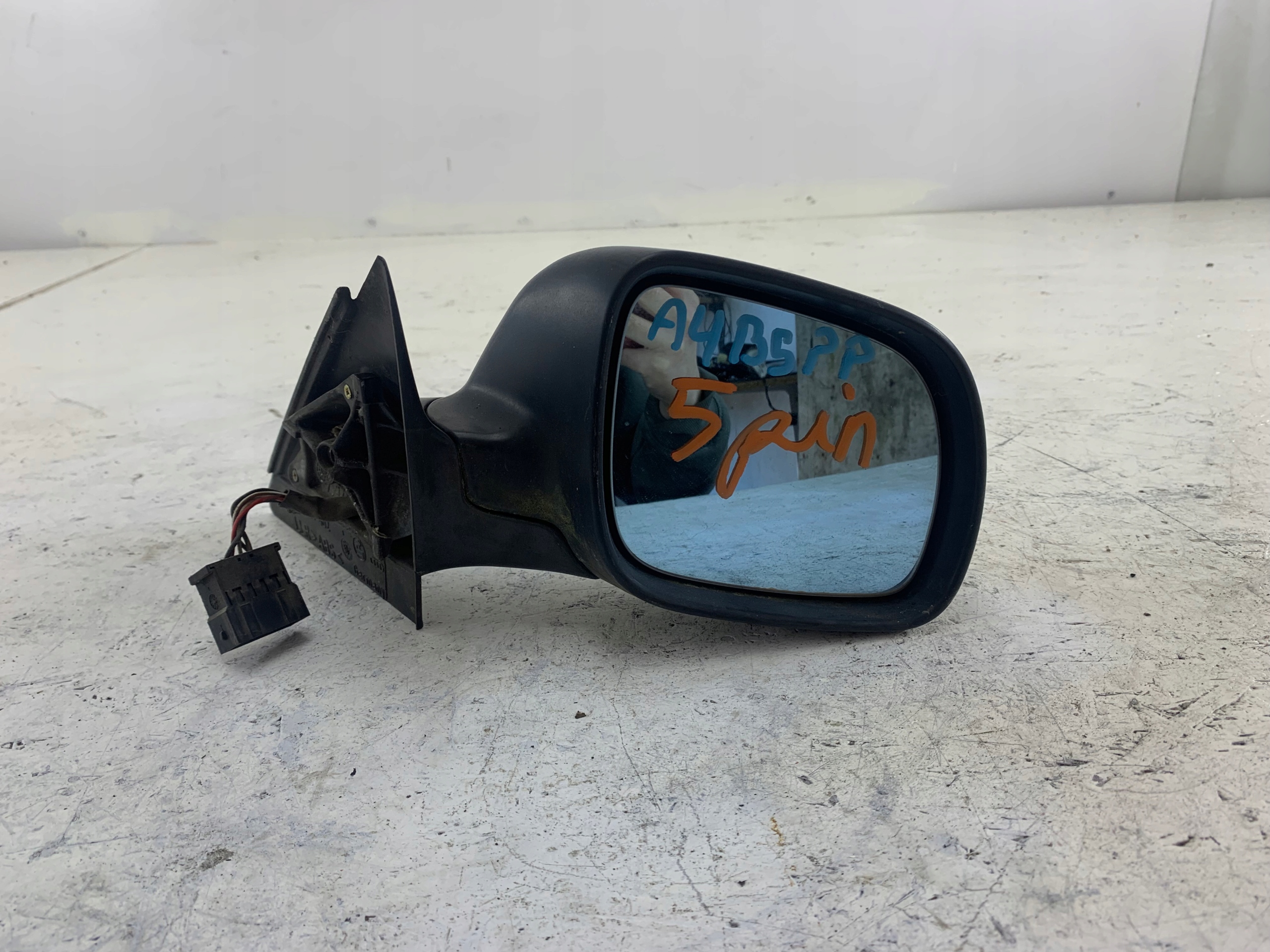 AUDI A4 B5 mirror right 5 PIN black,
