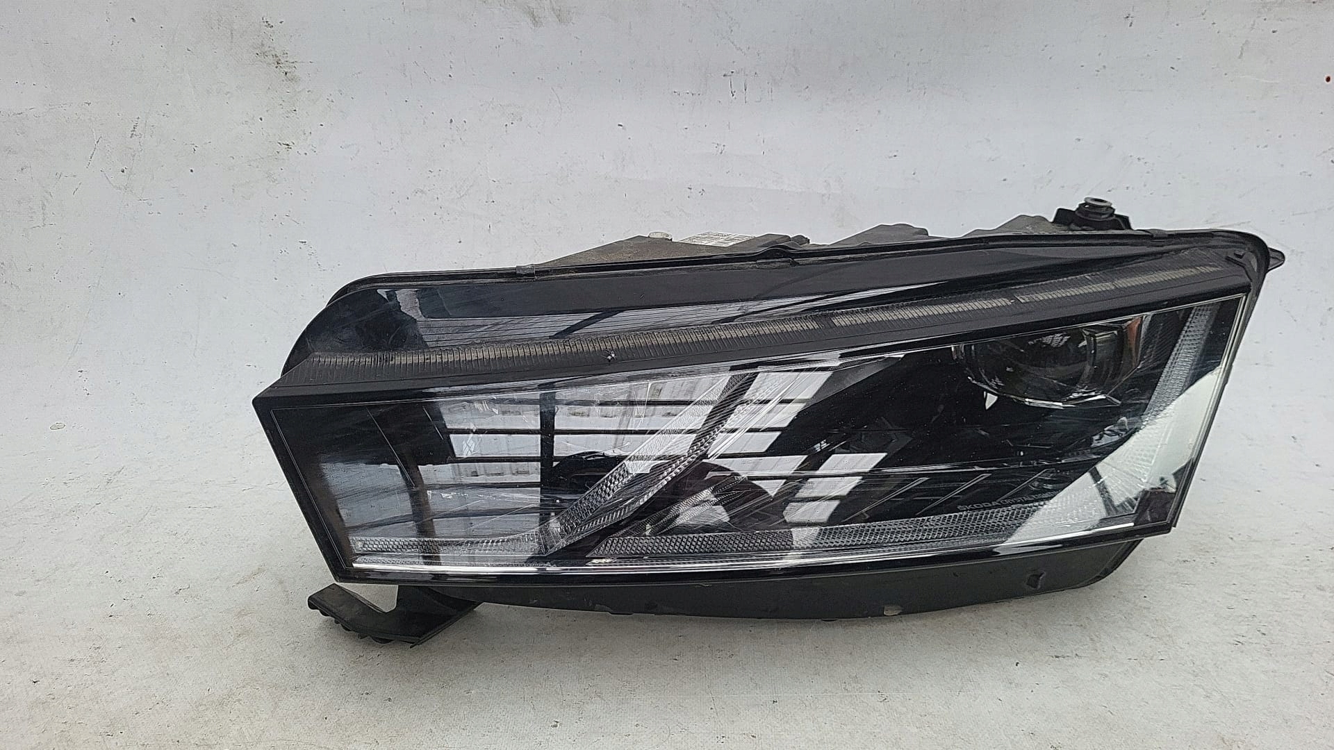 SKODA OCTAVIA IV 4 5E4 FULL LED light left front front 5E4941015A