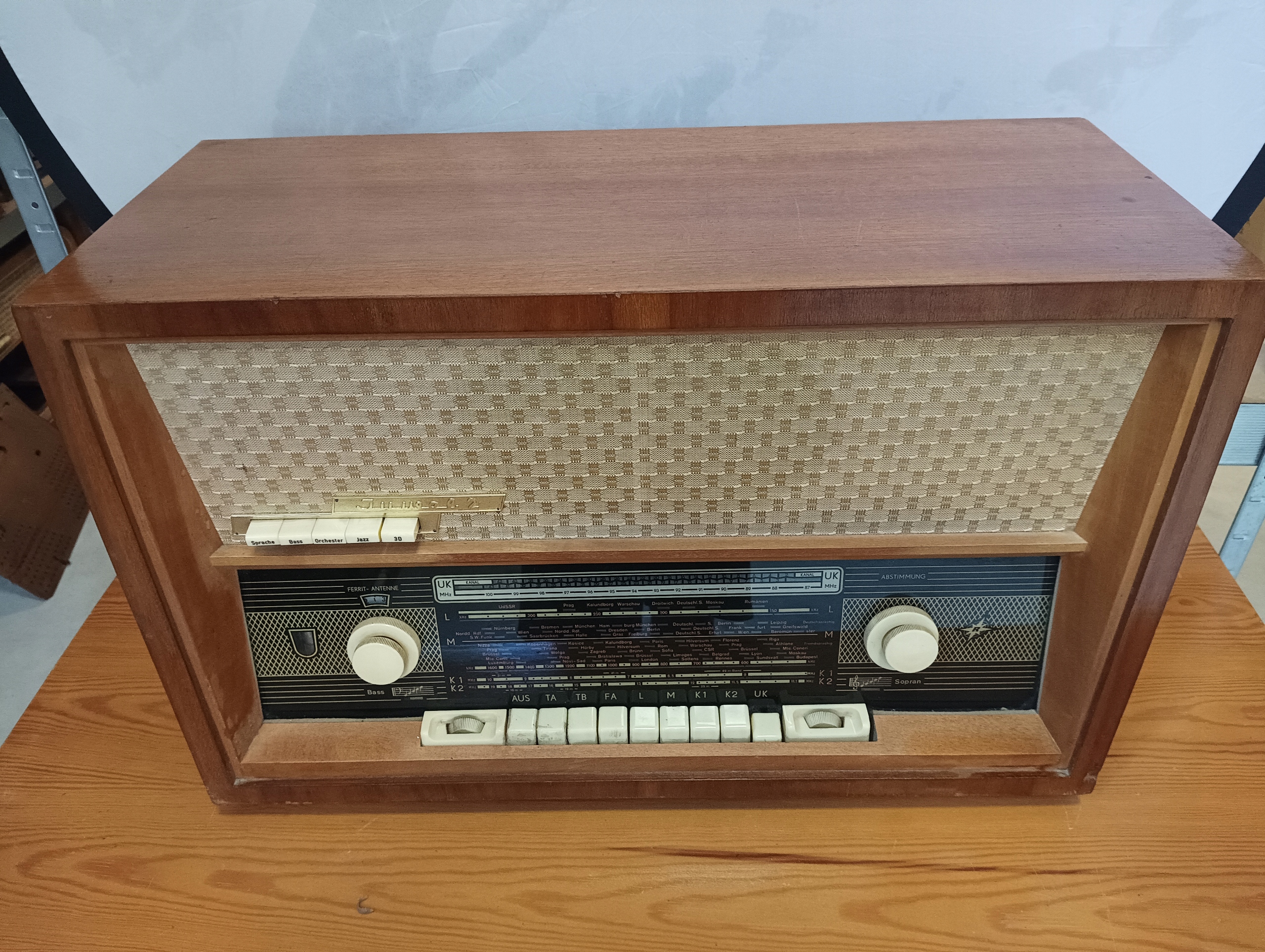 JUWEL 2 - № 624602-1957/60 ГОД-ЛАМПОВОЕ РАДИО-ИСПРАВНО.