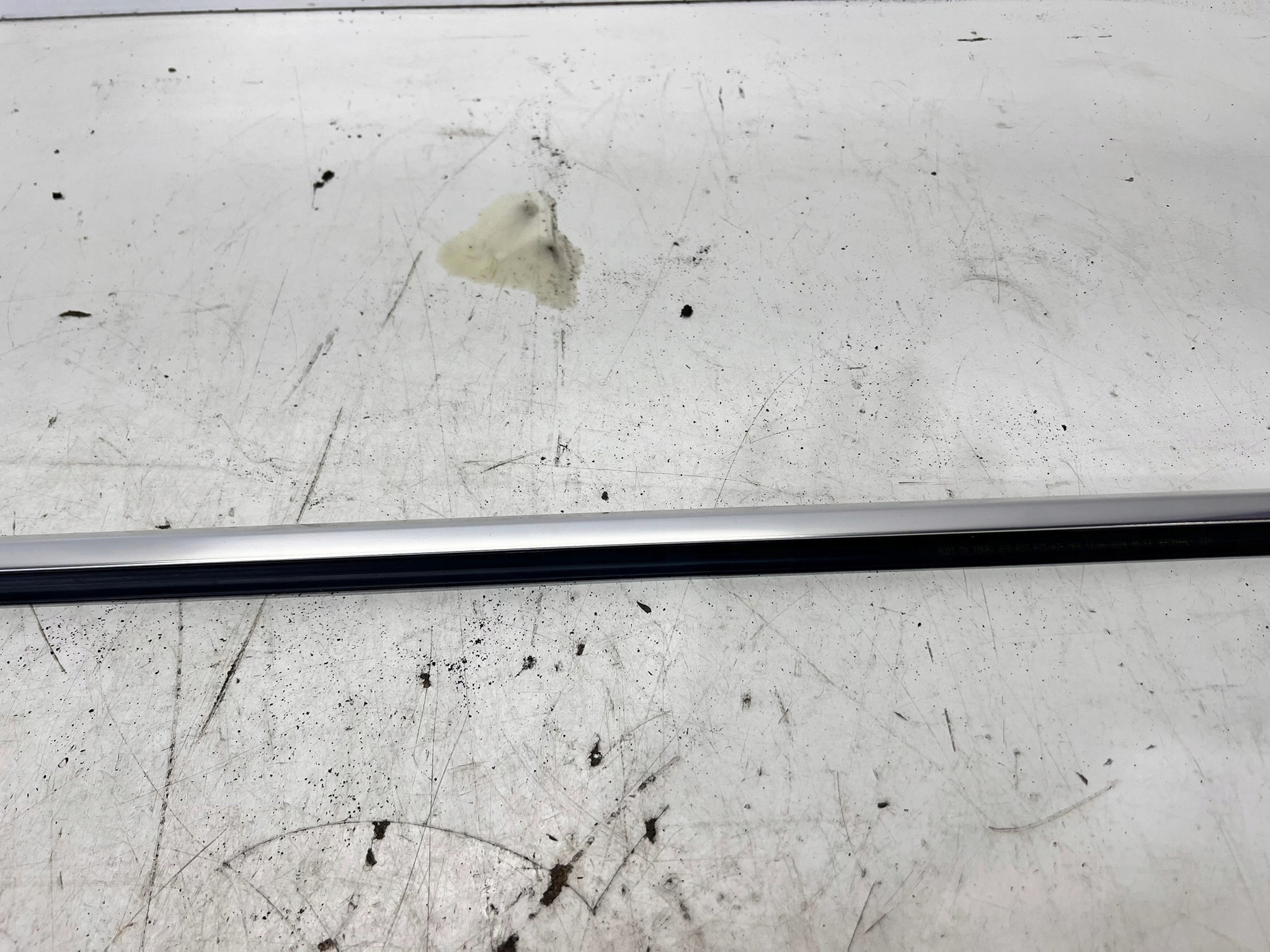moulding CHROM door left front AUDI A3 8Y 8Y0837475B