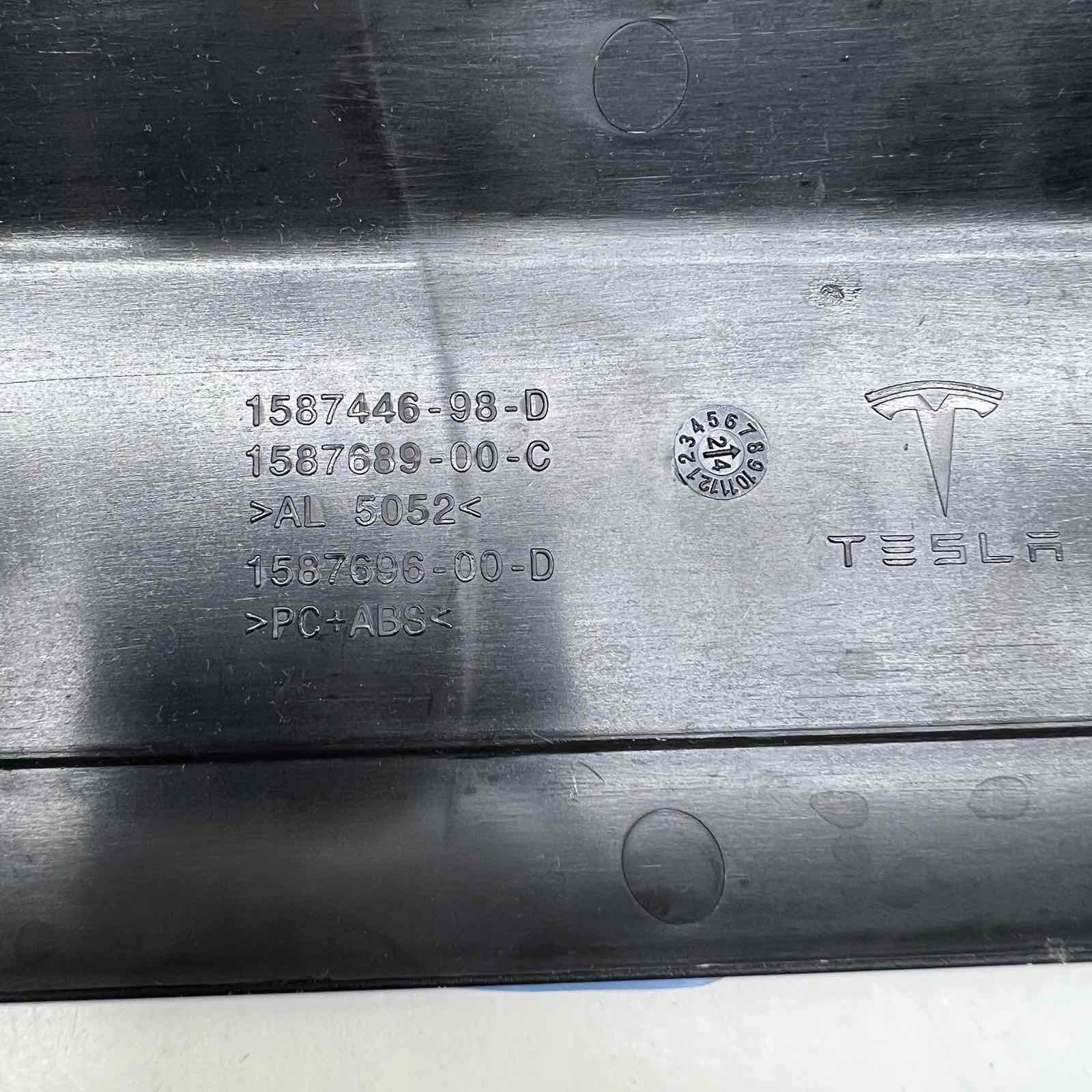 Tesla Model S cap right threshold door przednich 1035369-00-D new