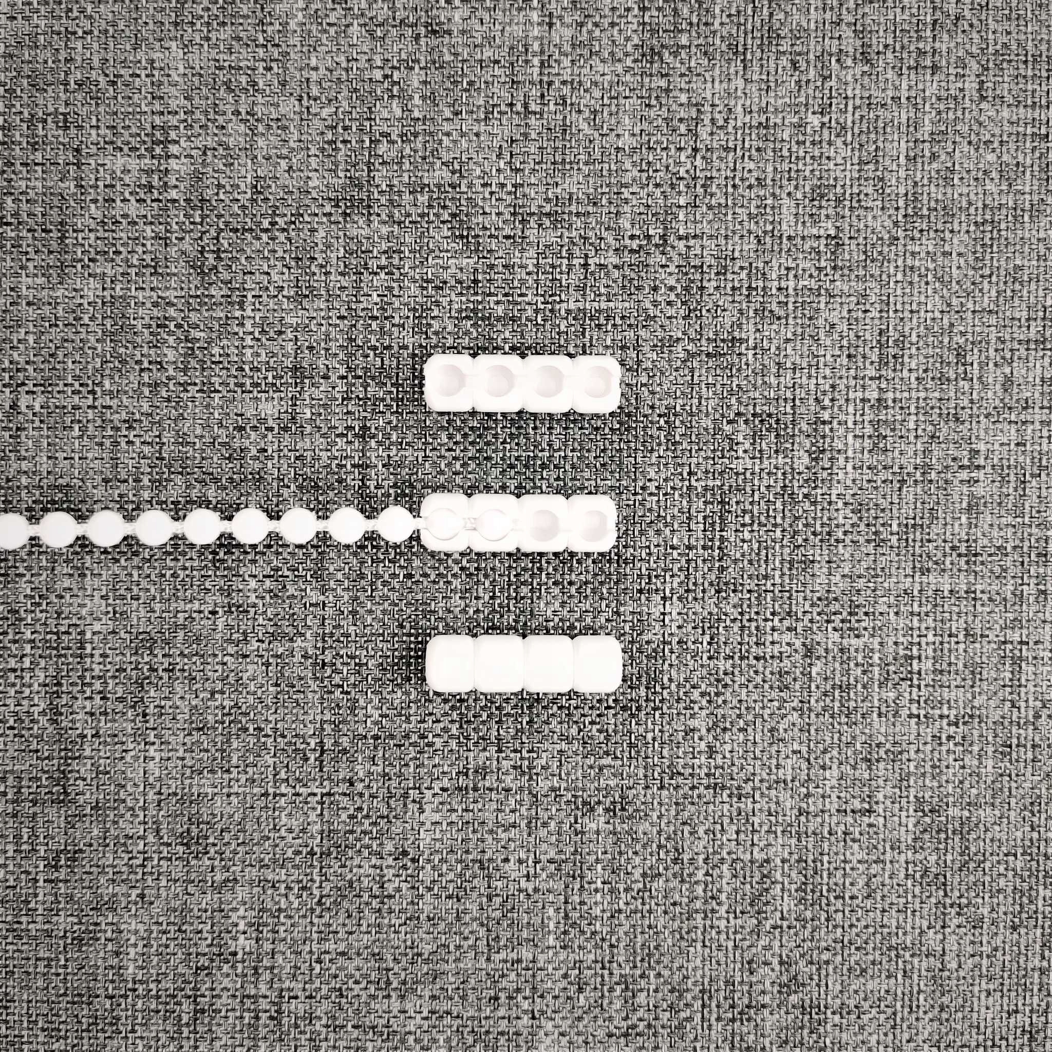 Łącznik łańcuszka rolet niezrywalny 4,4 mm biały Liczba sztuk w zestawie 3 szt.