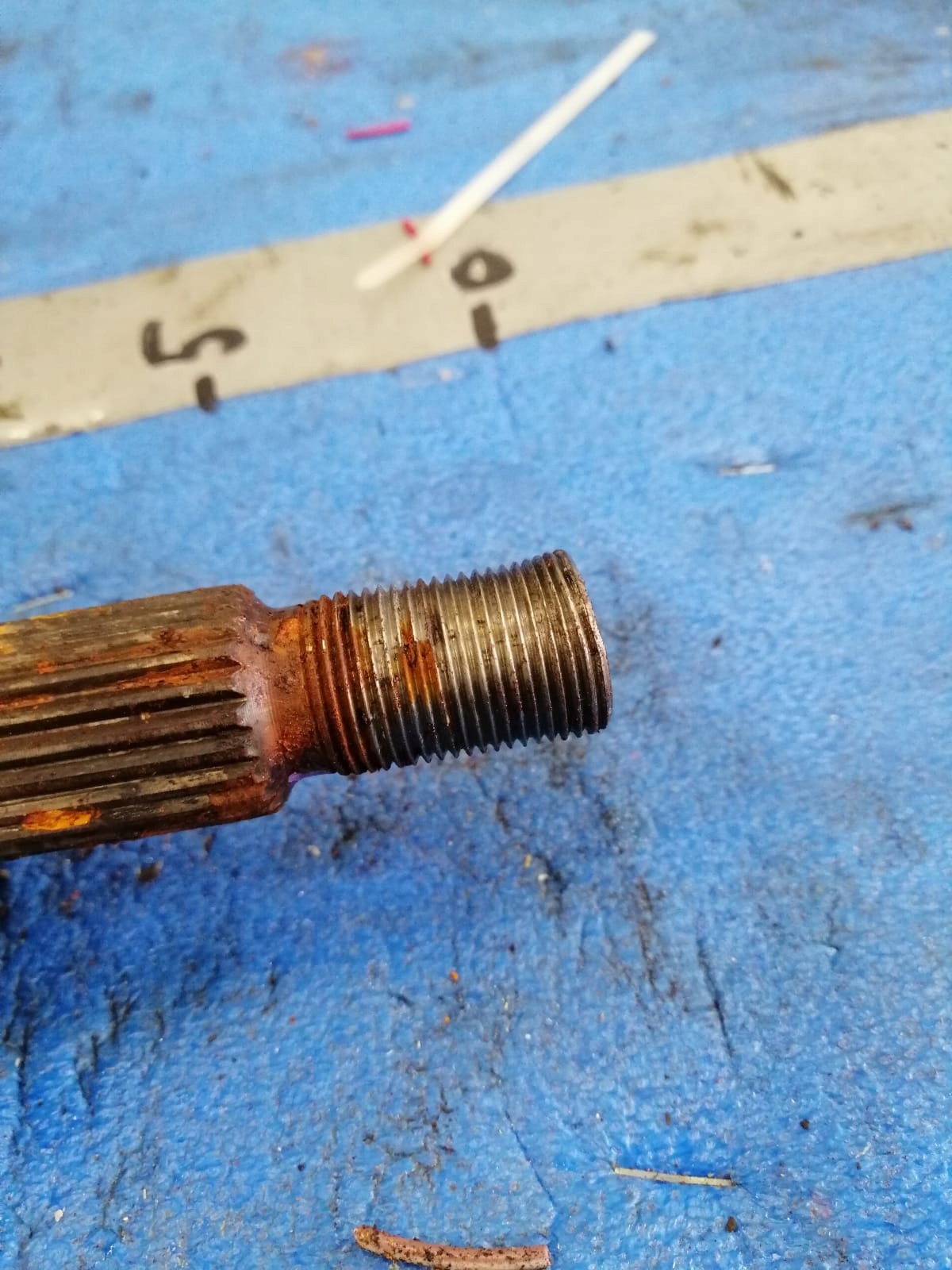 semi-axis right RENAULT CLIO IV 0.9 TCE 391009101R 15r